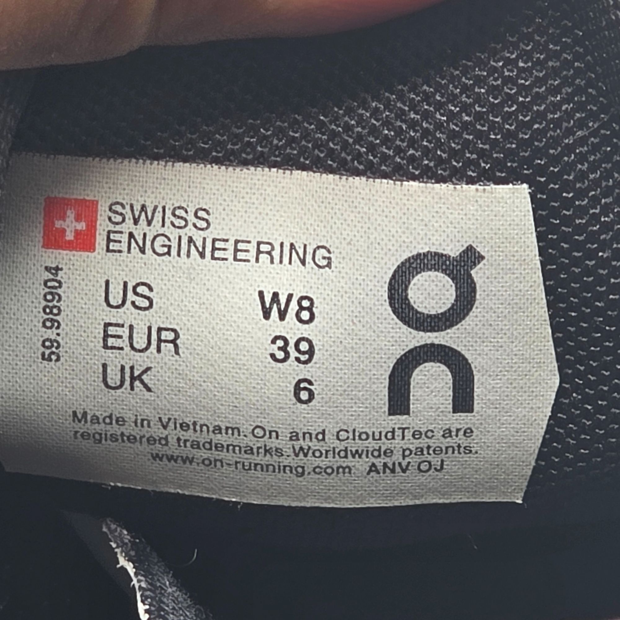 On On Cloud 5 Womens Size 8 Black White Lightweight Performance Size US 8 / IT 38 - 6 Thumbnail