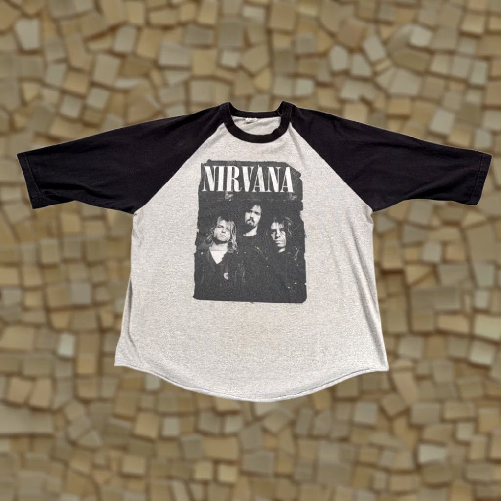 AAA VINTAGE Nirvana Shirt Adult XL Gray 3/4 Sleeve Raglan Band Tee Music Cobain Y2K Size US XL / EU 56 / 4 - 1 Thumbnail
