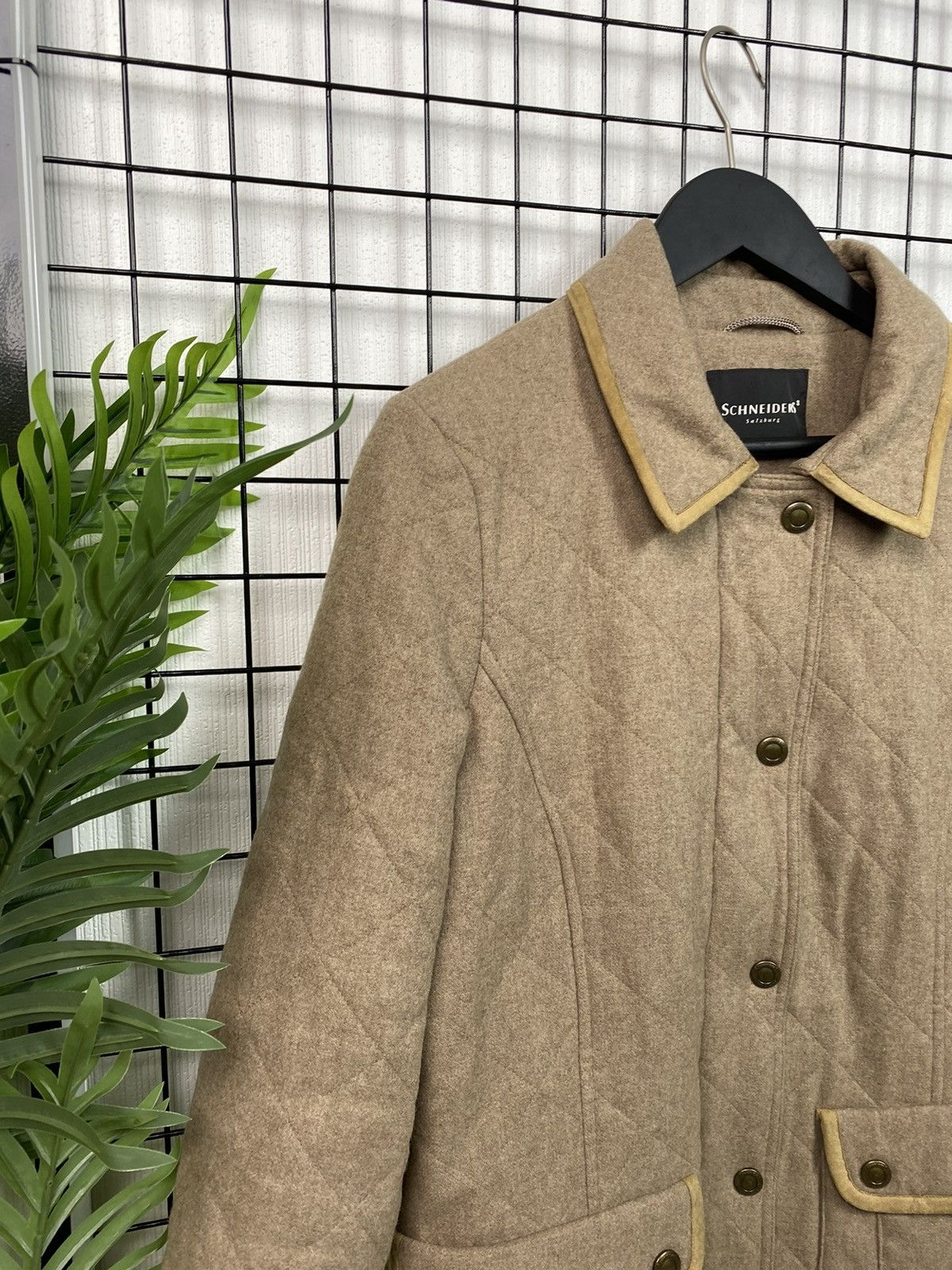 Designer × Stephan Schneider SchneiderS Salzburg Luxury women lana wool jacket Nathalie Size L / US 10 / IT 46 - 4 Thumbnail