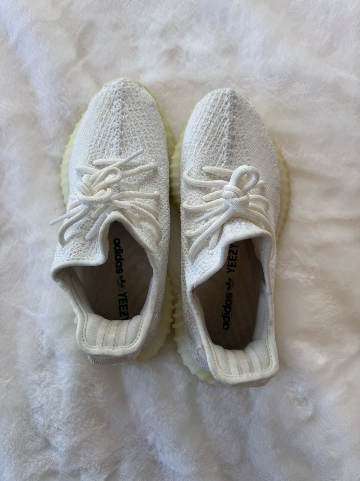 Adidas × Yeezy Yeezy triple whites Size US 5 / EU 37 - 5 Thumbnail