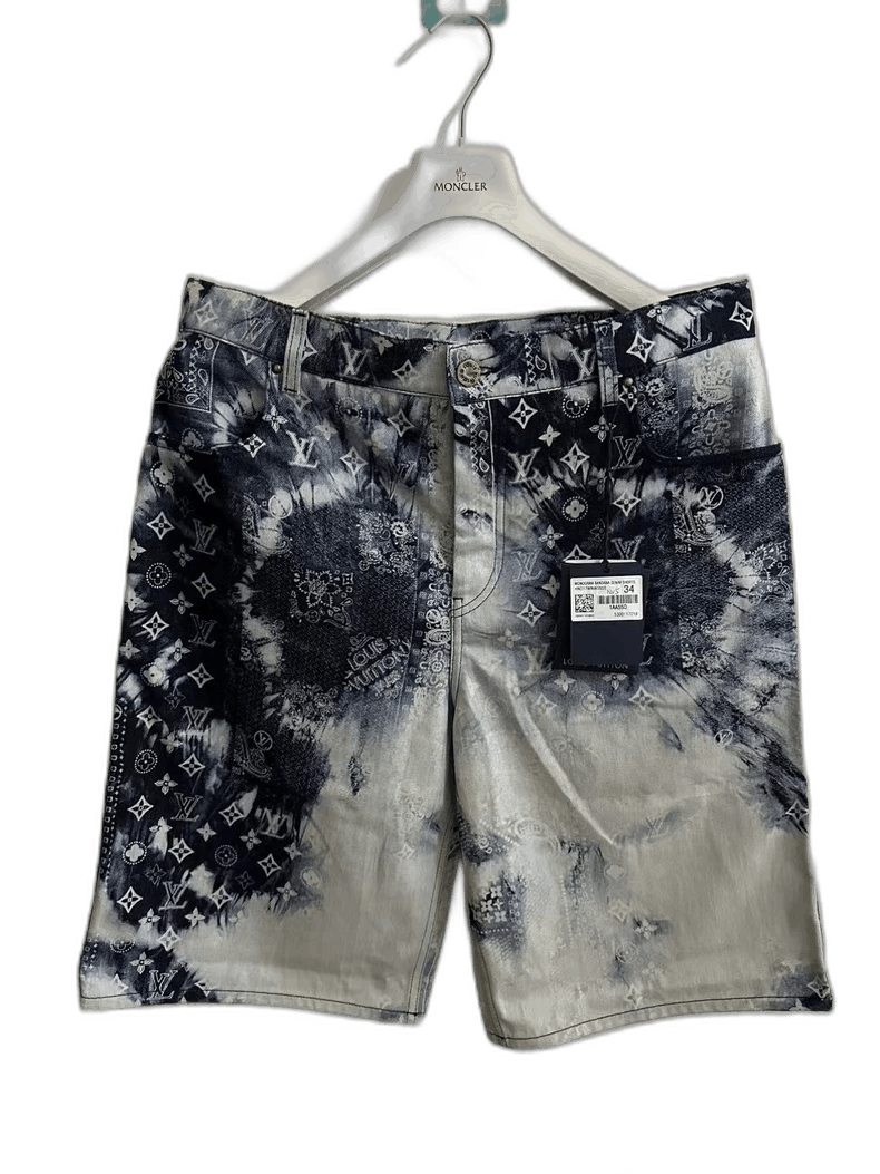 Louis Vuitton Louis Vuitton Tie-Dye Logo Denim Shorts Size US 34 / EU 50 - 1 Thumbnail
