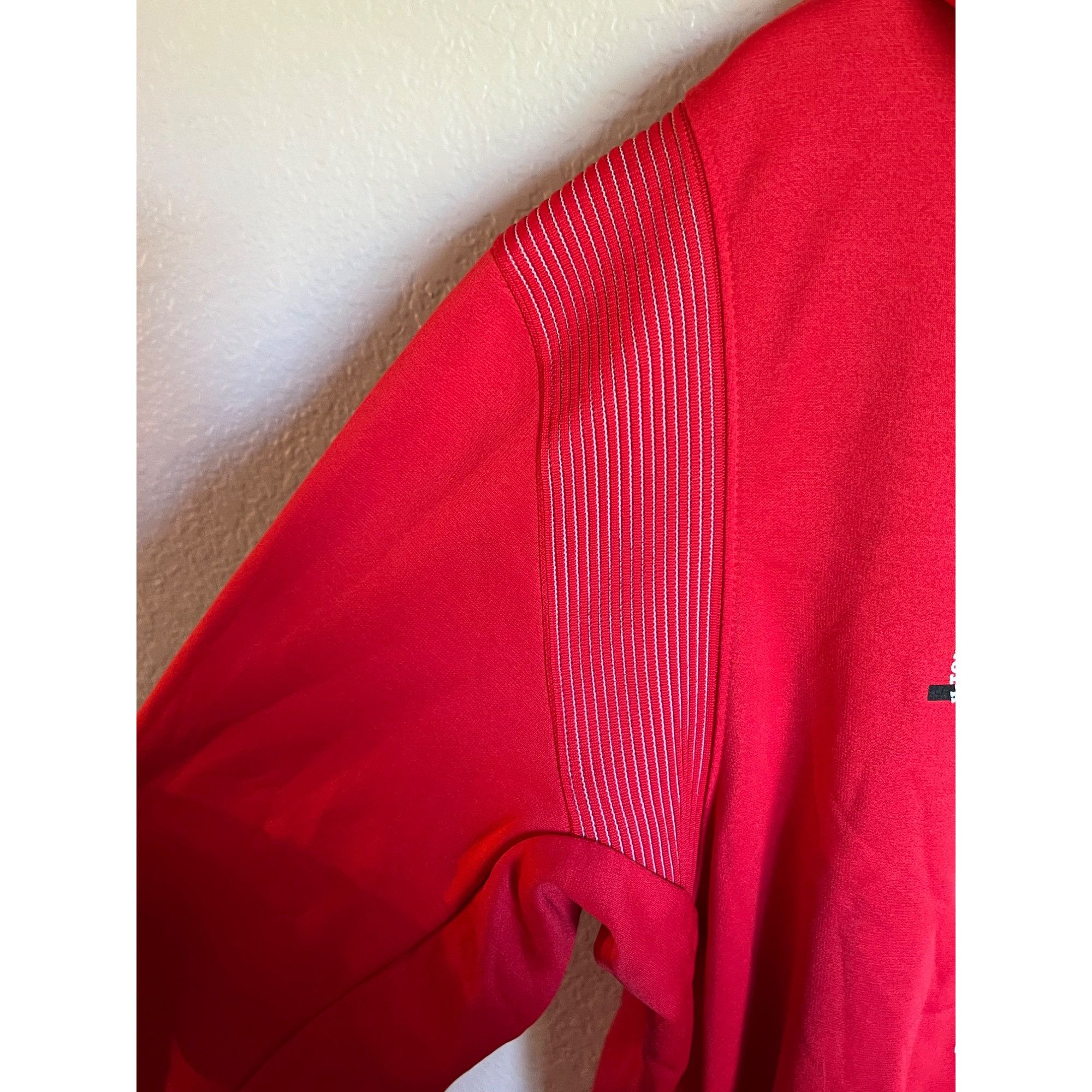 Nike Nike Houston Cougars Hoodie - Size XL Size US XL / EU 56 / 4 - 3 Thumbnail