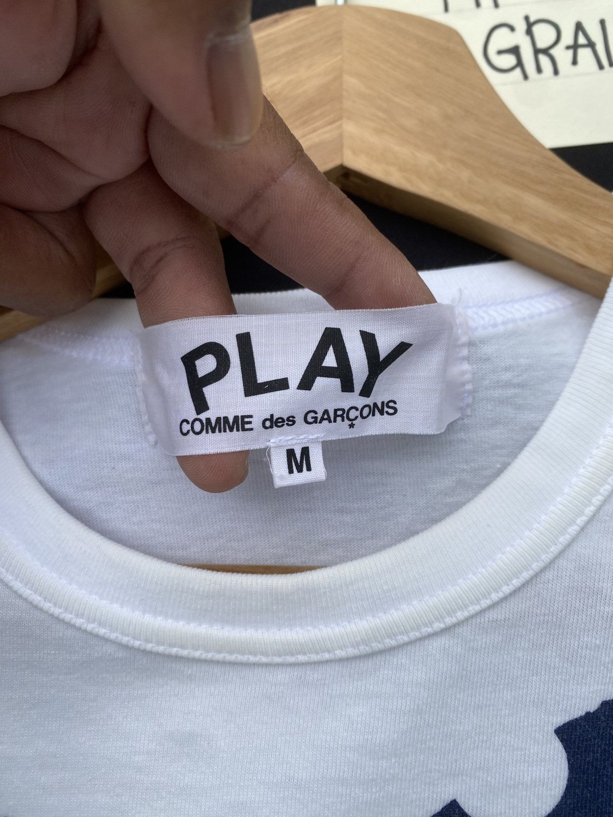 Comme des Garcons Play Comme Des Garcons T Shirt Polka Dot Big Logo Size US S / EU 44-46 / 1 - 10 Thumbnail