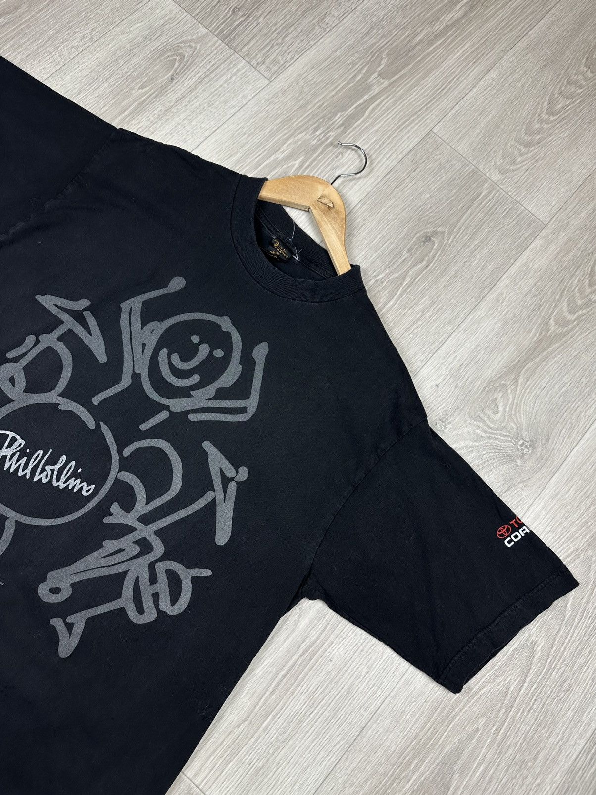 Band Tees Vintage 1997 Phil Collins Dance Into Europe T-Shirt Size US XL / EU 56 / 4 - 2 Thumbnail