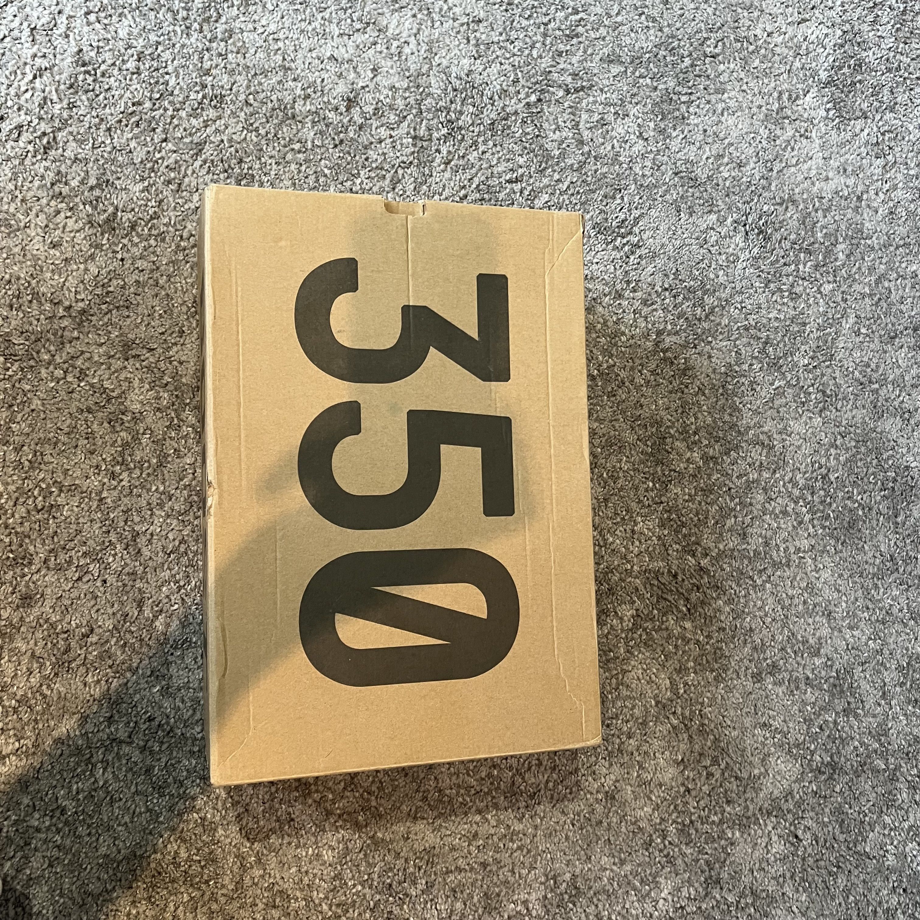 Adidas Yeezy Boost 350 V2 Zebra Size US 14 / EU 47 - 19 Thumbnail