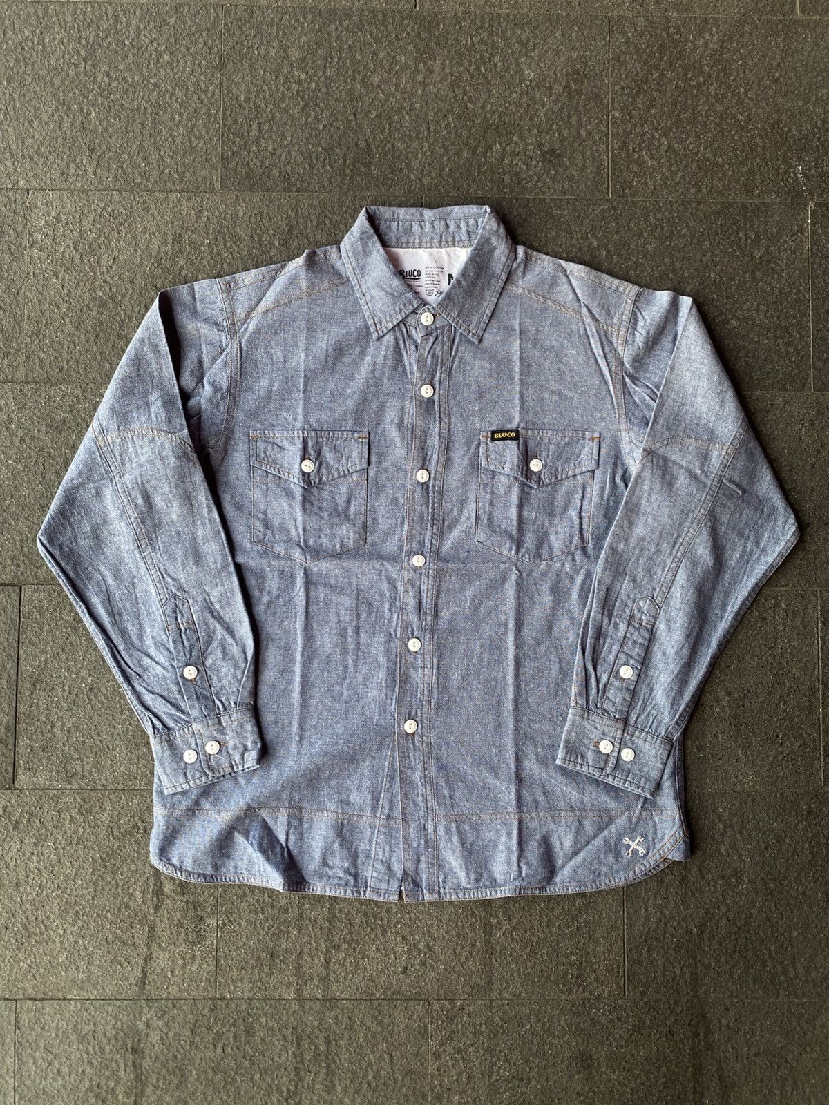 Japanese Brand 💸BINDING OFFER💸 BLUCO CHAMBRAY SHIRTS Size US L / EU 52-54 / 3 - 3 Thumbnail
