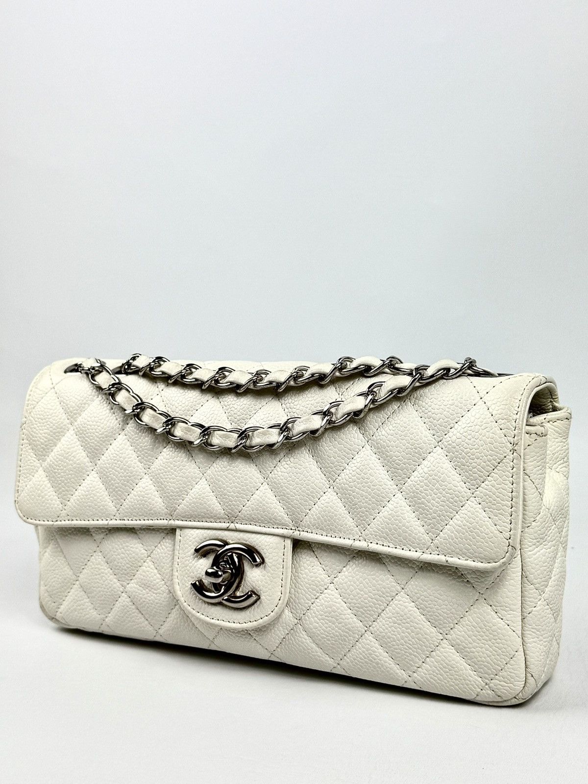 Chanel Chanel - Karl - 2008 - White - Caviar - East West - Flap Size ONE SIZE - 2 Thumbnail