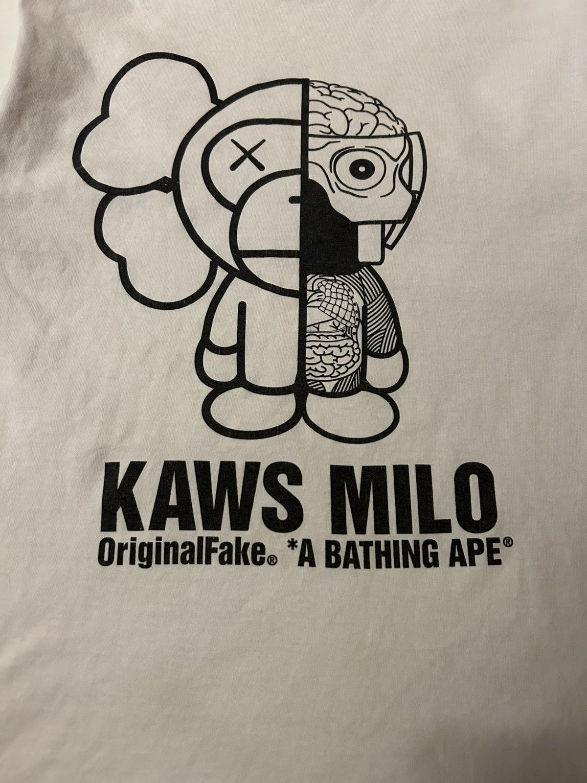 Bape Bape x Kaws Original Fake Tee Size US M / EU 48-50 / 2 - 2 Thumbnail