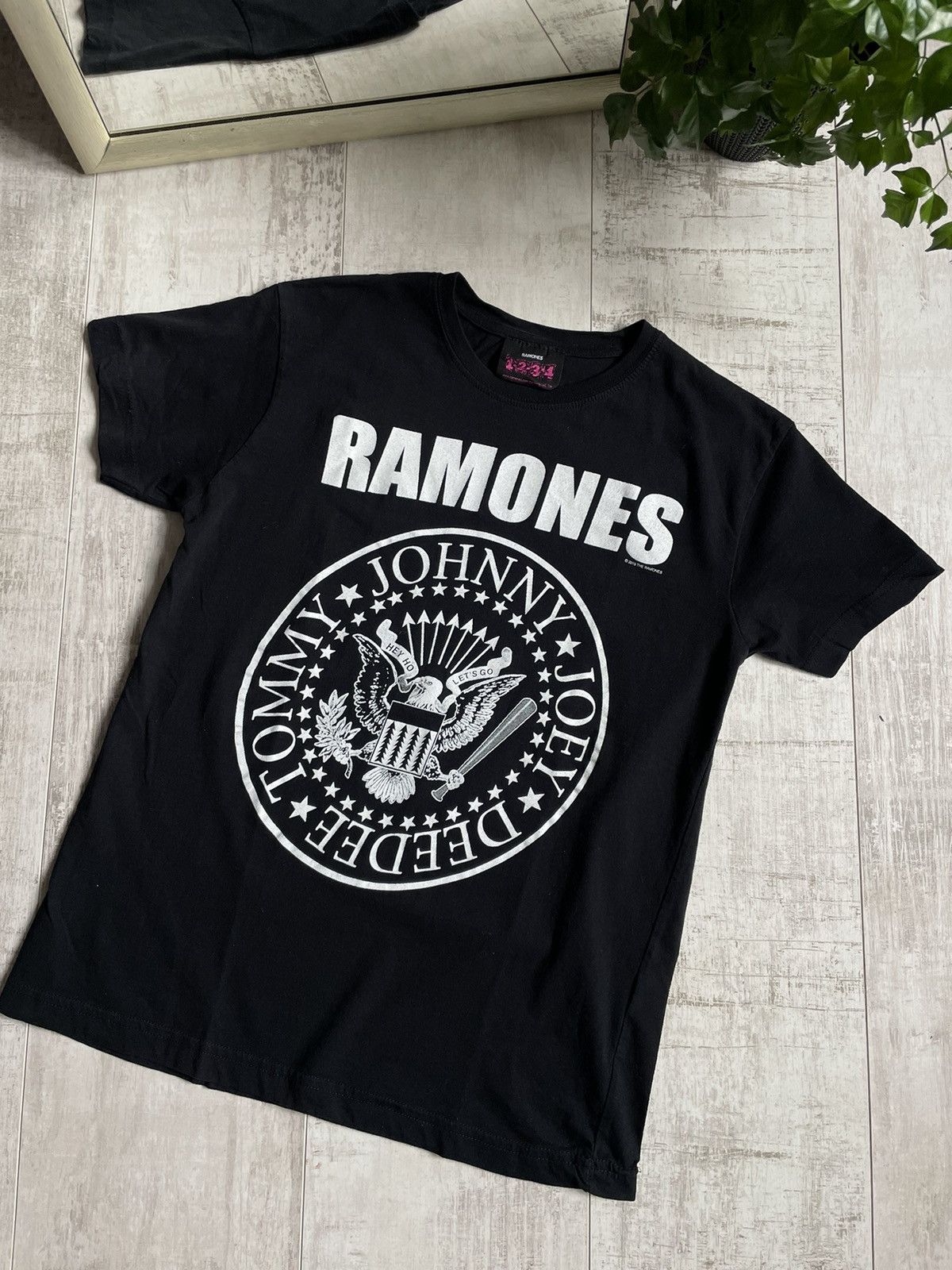 Band Tees × Vintage Ramones Vintage T-Shirt Black 2015 VERY RARE Size US S / EU 44-46 / 1 - 2 Thumbnail