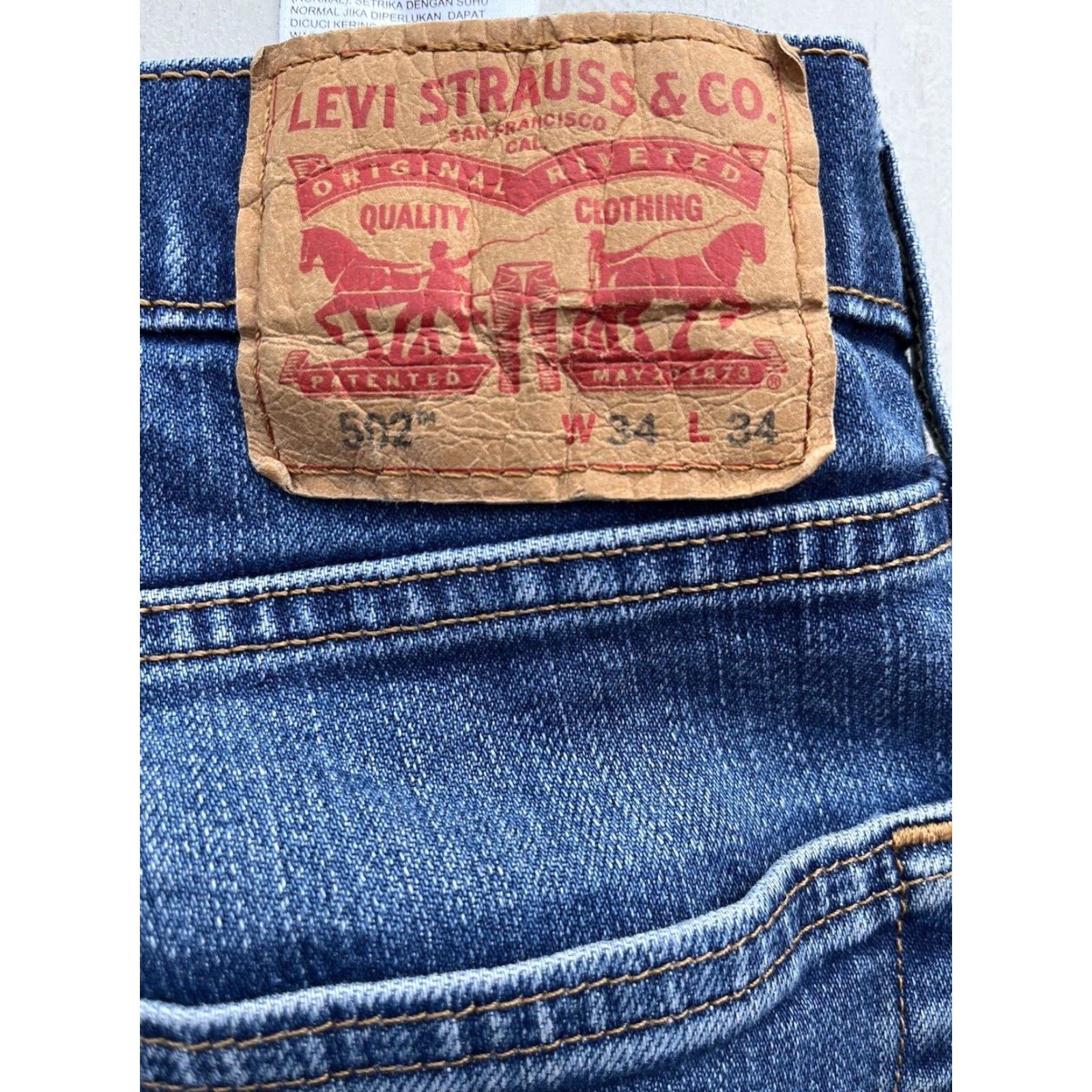 Levi's Levi's Jeans Blue Straight Leg 34x34 502 Icon Denim Athletic Stretch Slim Men’s Size US 34 / EU 50 - 3 Thumbnail