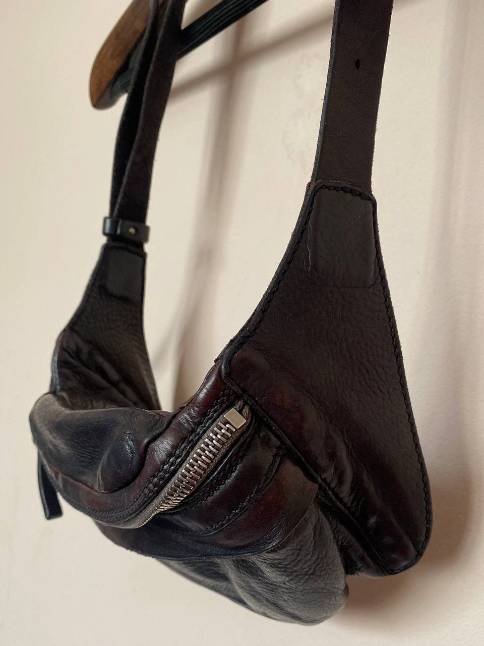 Vintage Campomaggi Sling Crossbody Bag Distressed Leather Easy Size ONE SIZE - 2 Thumbnail