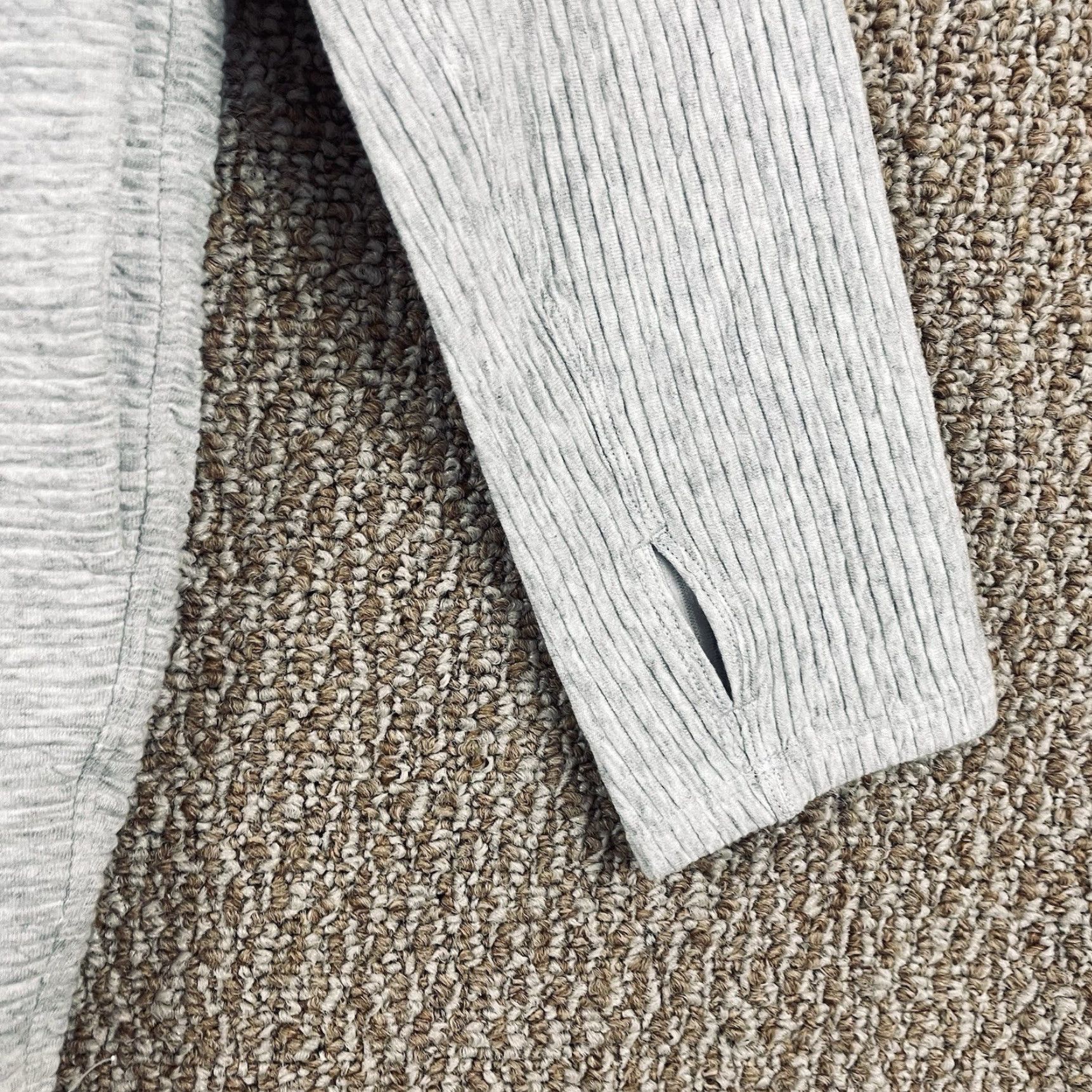 Lululemon Lululemon Dress Shirt Women Knee Length Heathered Ribbed Mock Neck Pullover Knit Cotton Blend Spandex Size 8 Gray Size M / US 6-8 / IT 42-44 - 2 Thumbnail