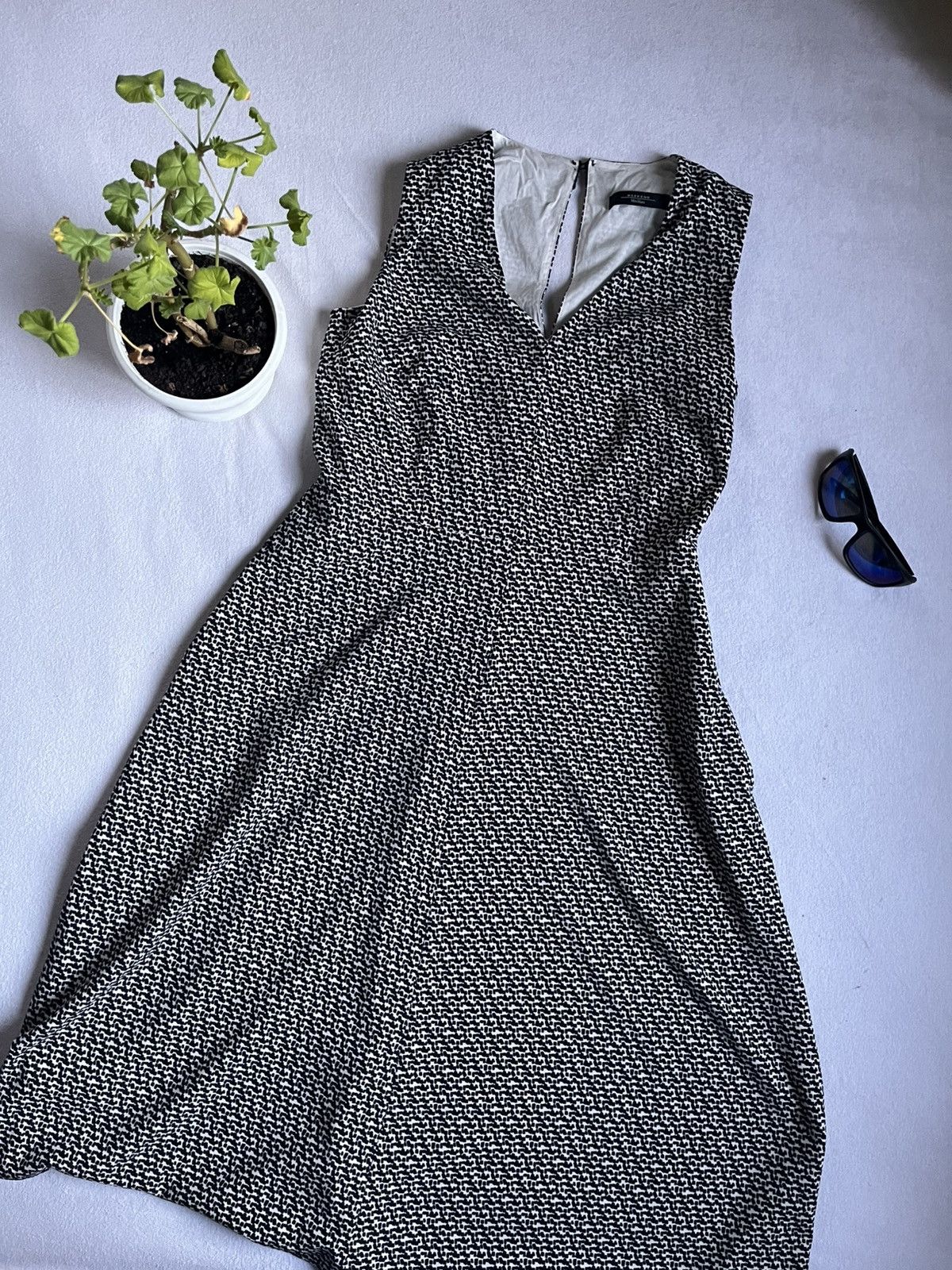 Weekend Max Mara Max Mara Dress – Elegant Classic – Size S/M Size M / US 6-8 / IT 42-44 - 1 Thumbnail