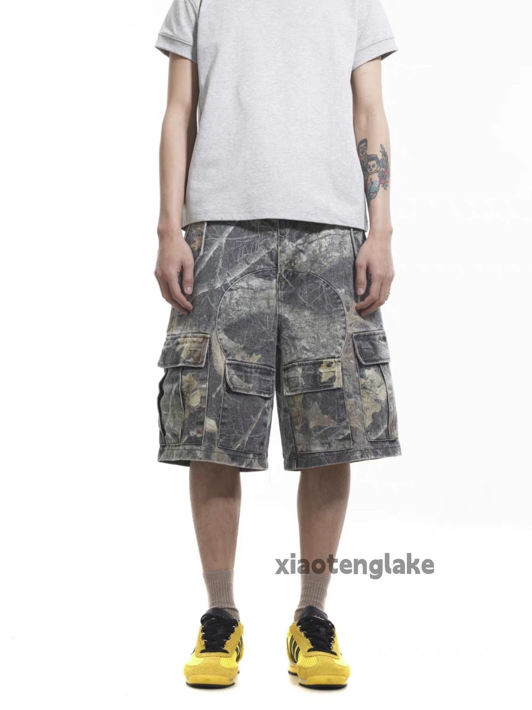 Designer Unisex washed faded loose baggy hiphop cargo shorts Size US 30 / EU 46 - 2 Thumbnail