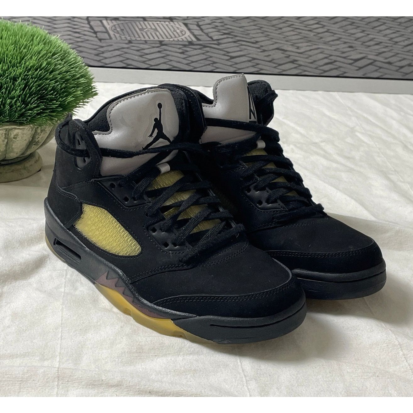 A Ma Maniére x Air Jordan 5 Retro Dusk 7