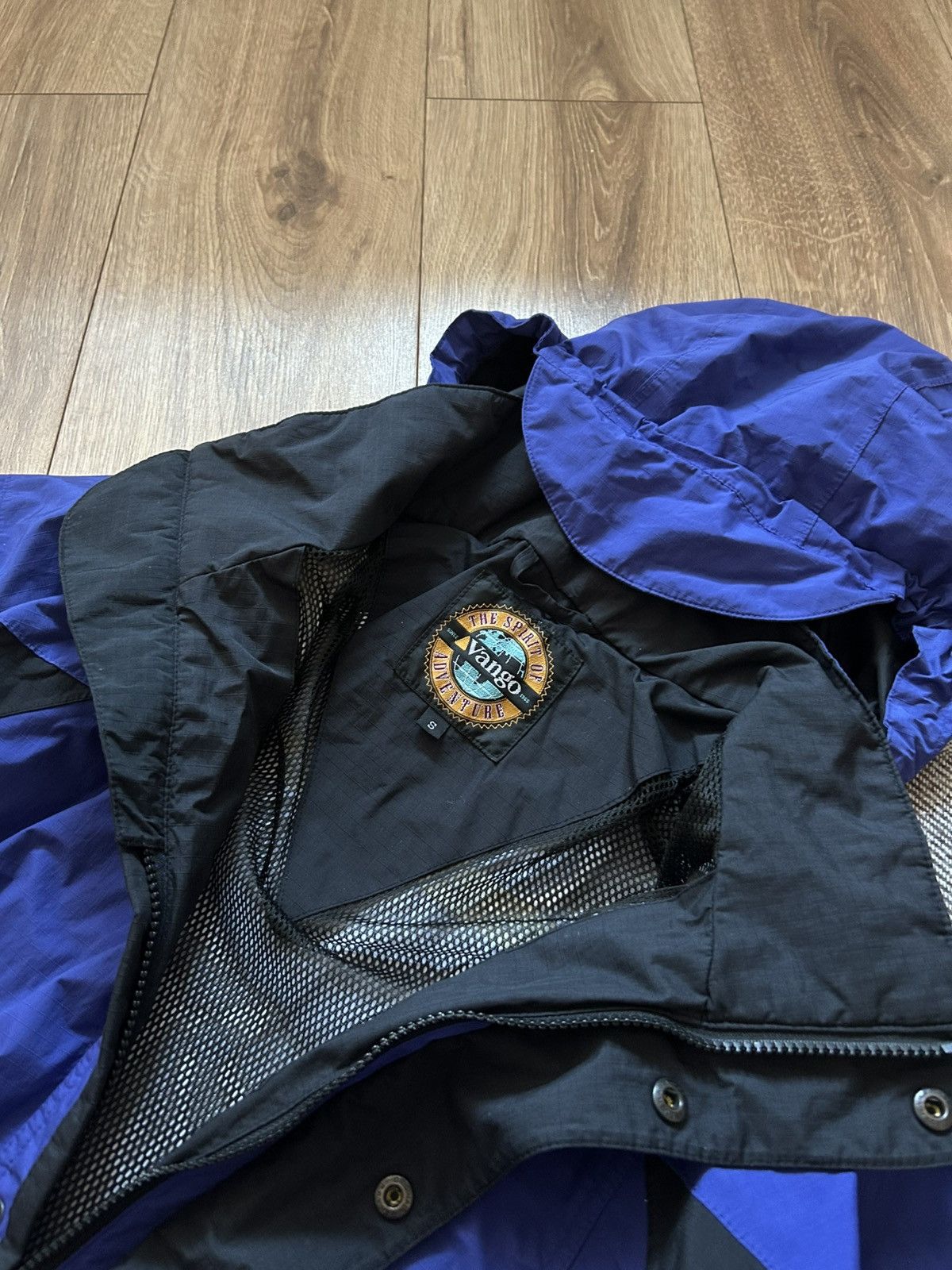 Vintage Vintage Vango Nylons Outdoors jacket mens rare Size US S / EU 44-46 / 1 - 6 Thumbnail