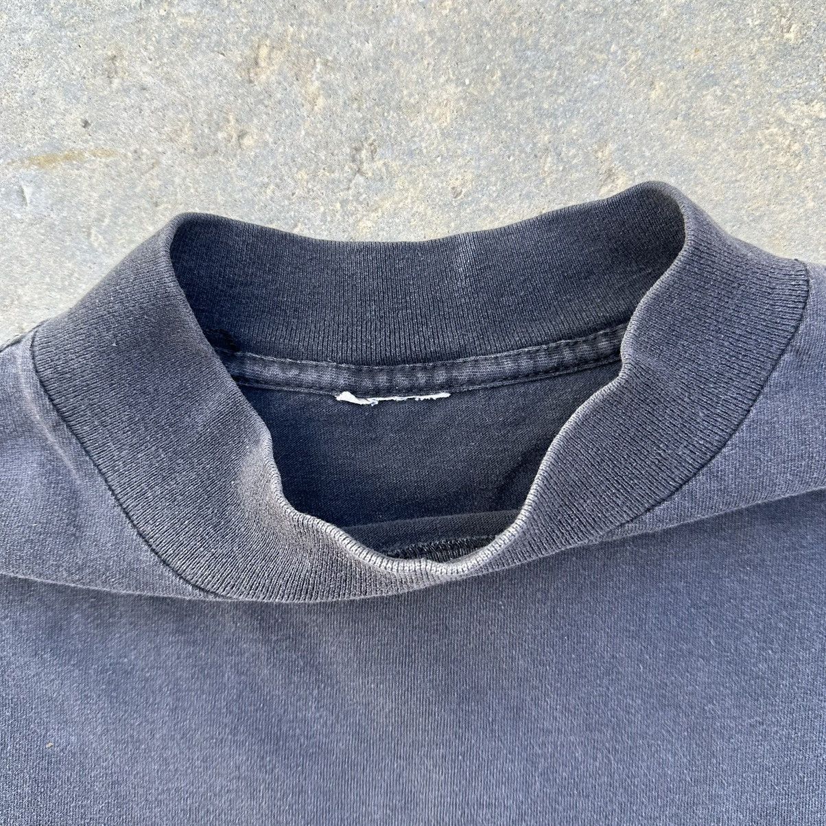 Other Vintage 90’s Faded Halston Fashion Designer Long Sleeve Tee Size US L / EU 52-54 / 3 - 2 Thumbnail