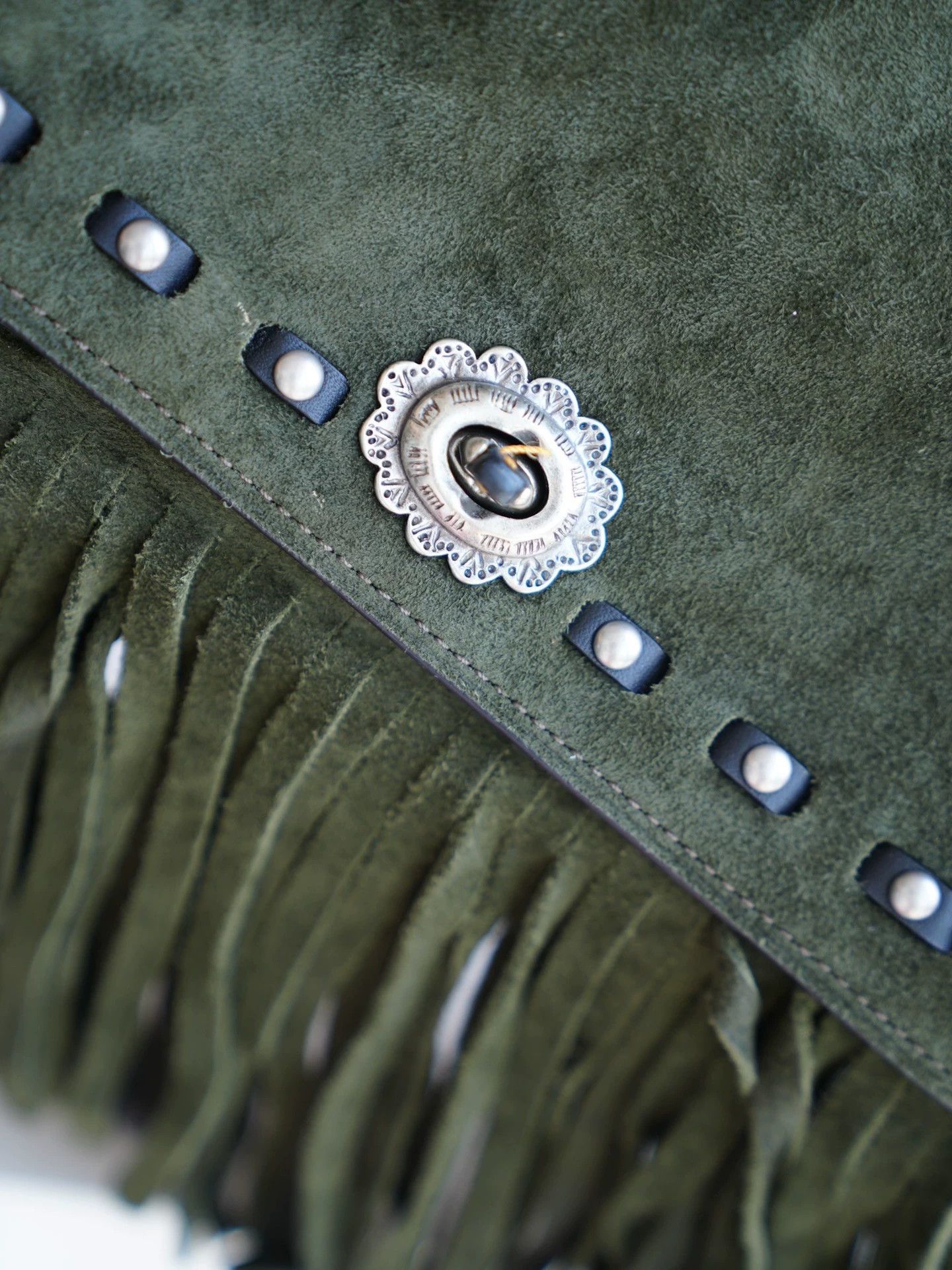 Coach COACH 1941 Vintage Saddle Bag Deep Green Suede Tassel Size ONE SIZE - 4 Thumbnail