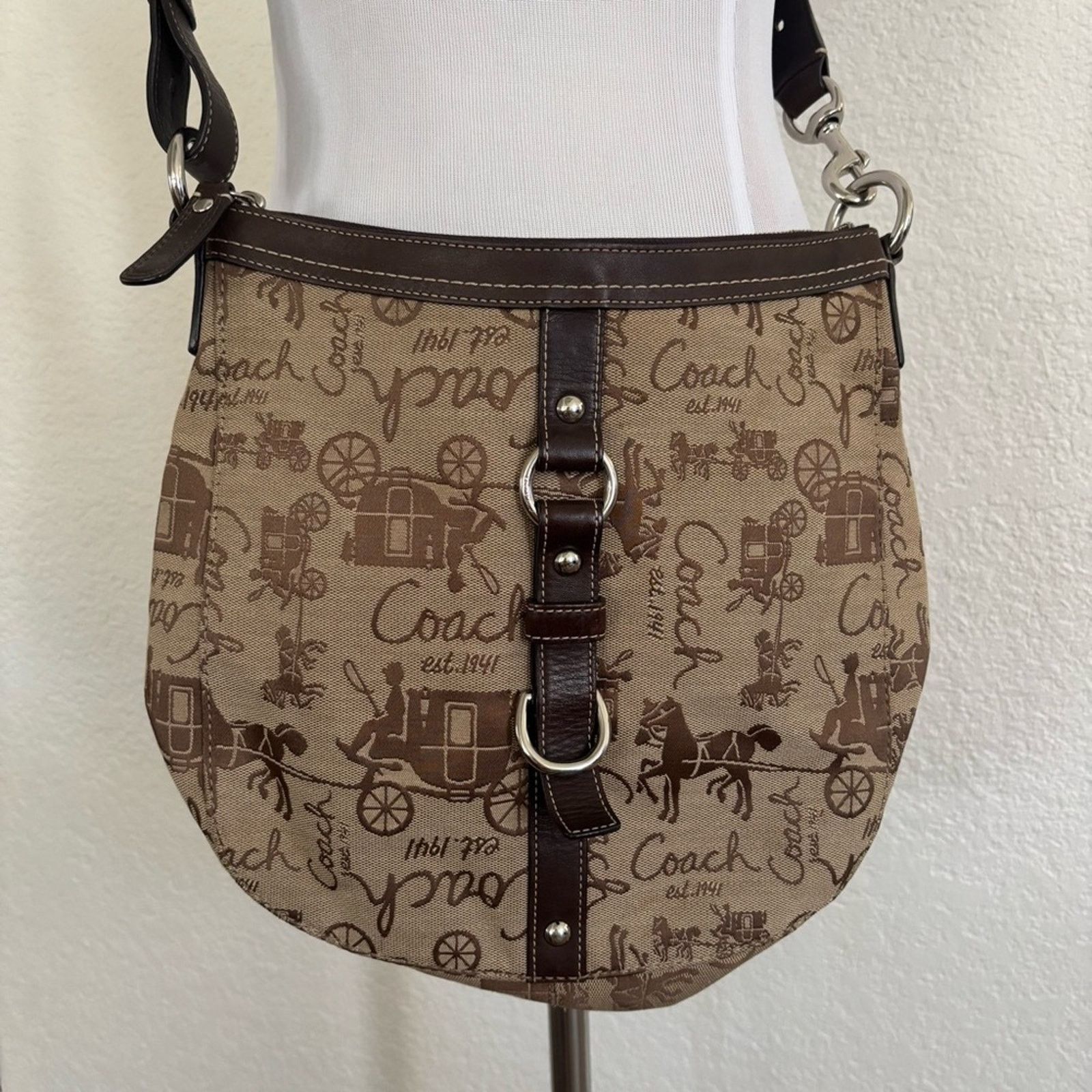 Coach Coach Signature Chelsea Horse & Carriage Crossbody Bag - Size ONE SIZE - 3 Thumbnail