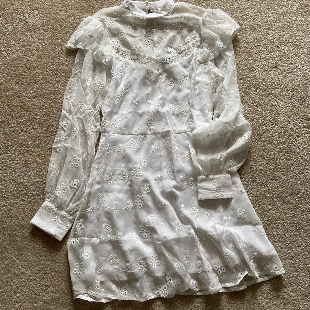 Designer White Lace Seeing Eye To Eyelet Long Sleeve Dress Size S / US 4 / IT 40 - 6 Thumbnail