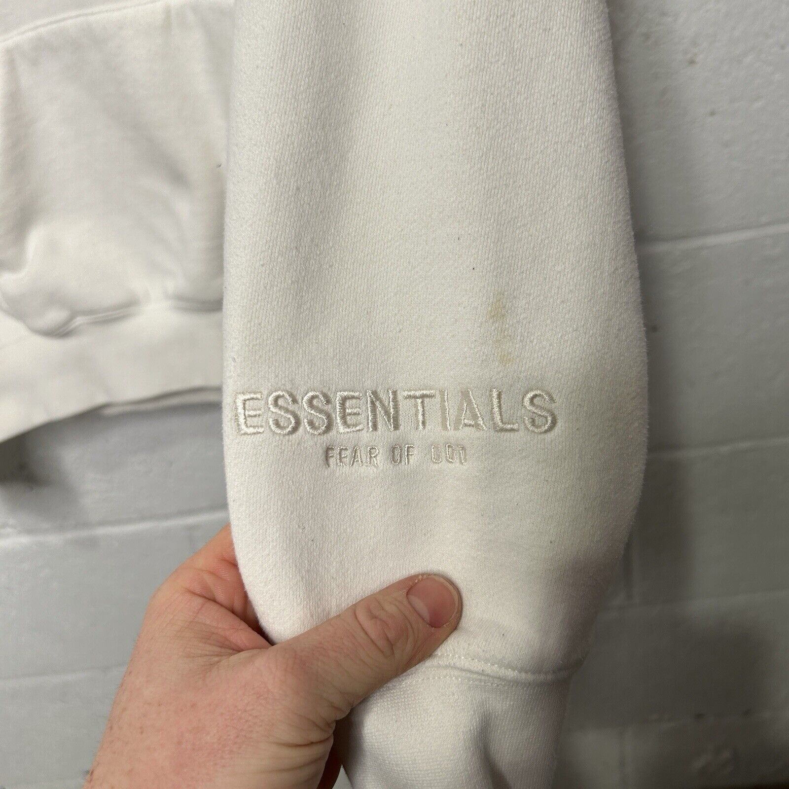 Fear of God Fear of God Essentials 3M Logo Pullover Hoodie “White” FW19 Size US S / EU 44-46 / 1 - 4 Thumbnail