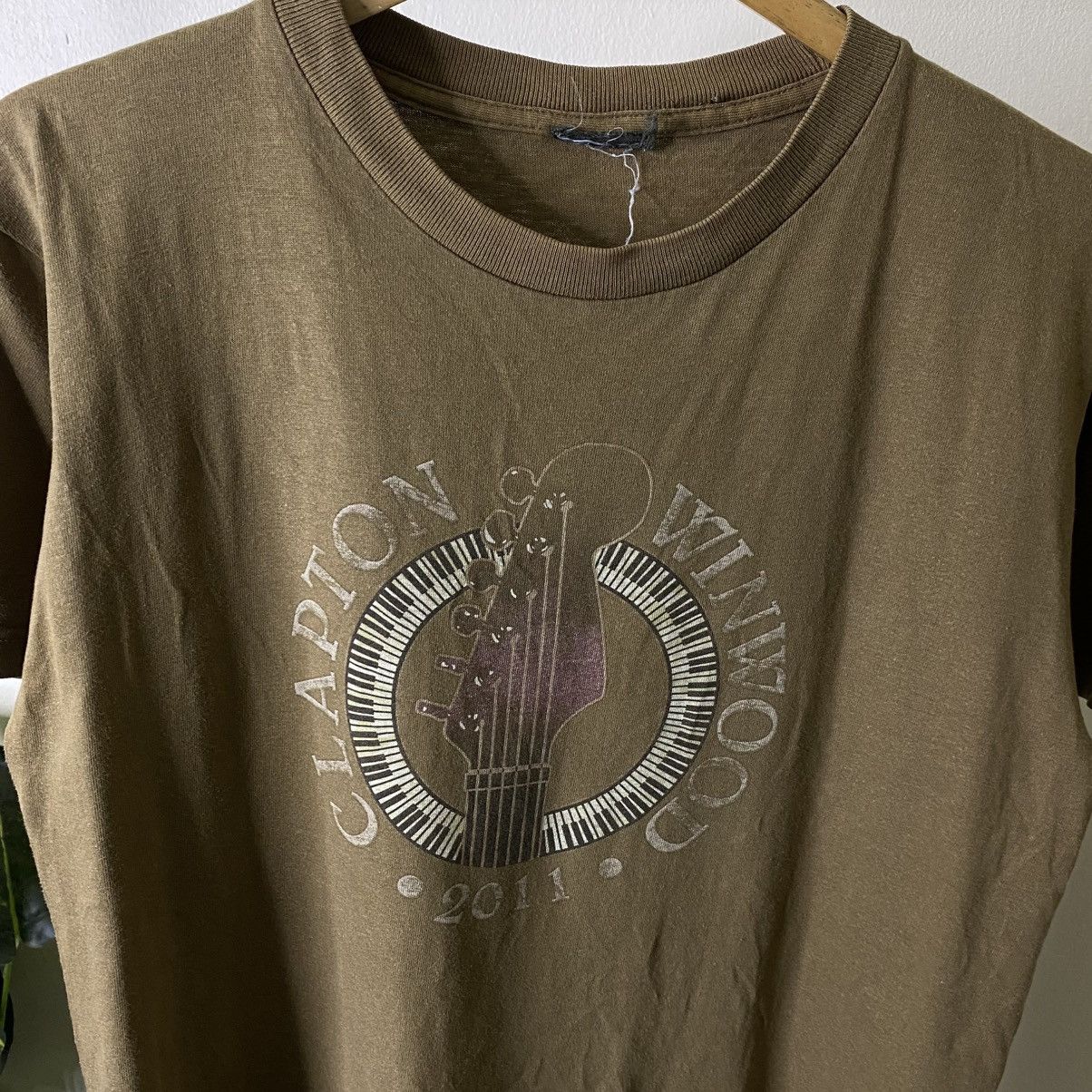 Band Tees Eric Clapton x Stevie Winwood 2011 Japan Tour T Shirt Size US M / EU 48-50 / 2 - 2 Thumbnail