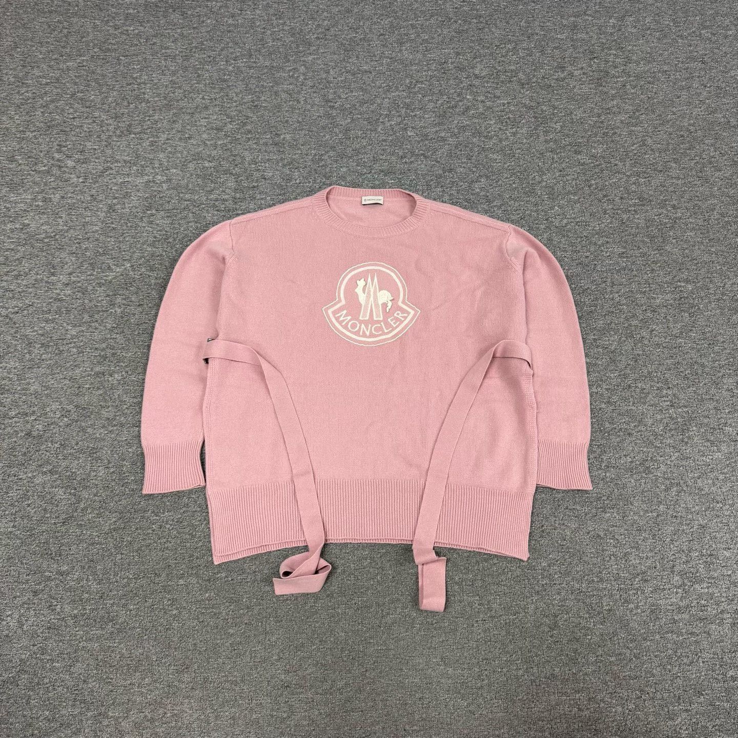 Moncler Moncler Logo Tie Knit Sweater Size L / US 10 / IT 46 - 1 Thumbnail