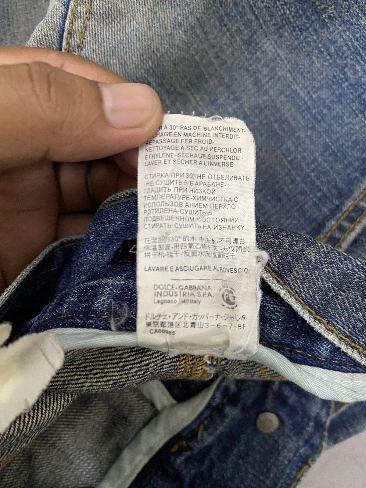 Dolce & Gabbana DOLCE & GABBANA DISTRESS DENIM RIPPED DESIGN Size US 32 / EU 48 - 9 Thumbnail