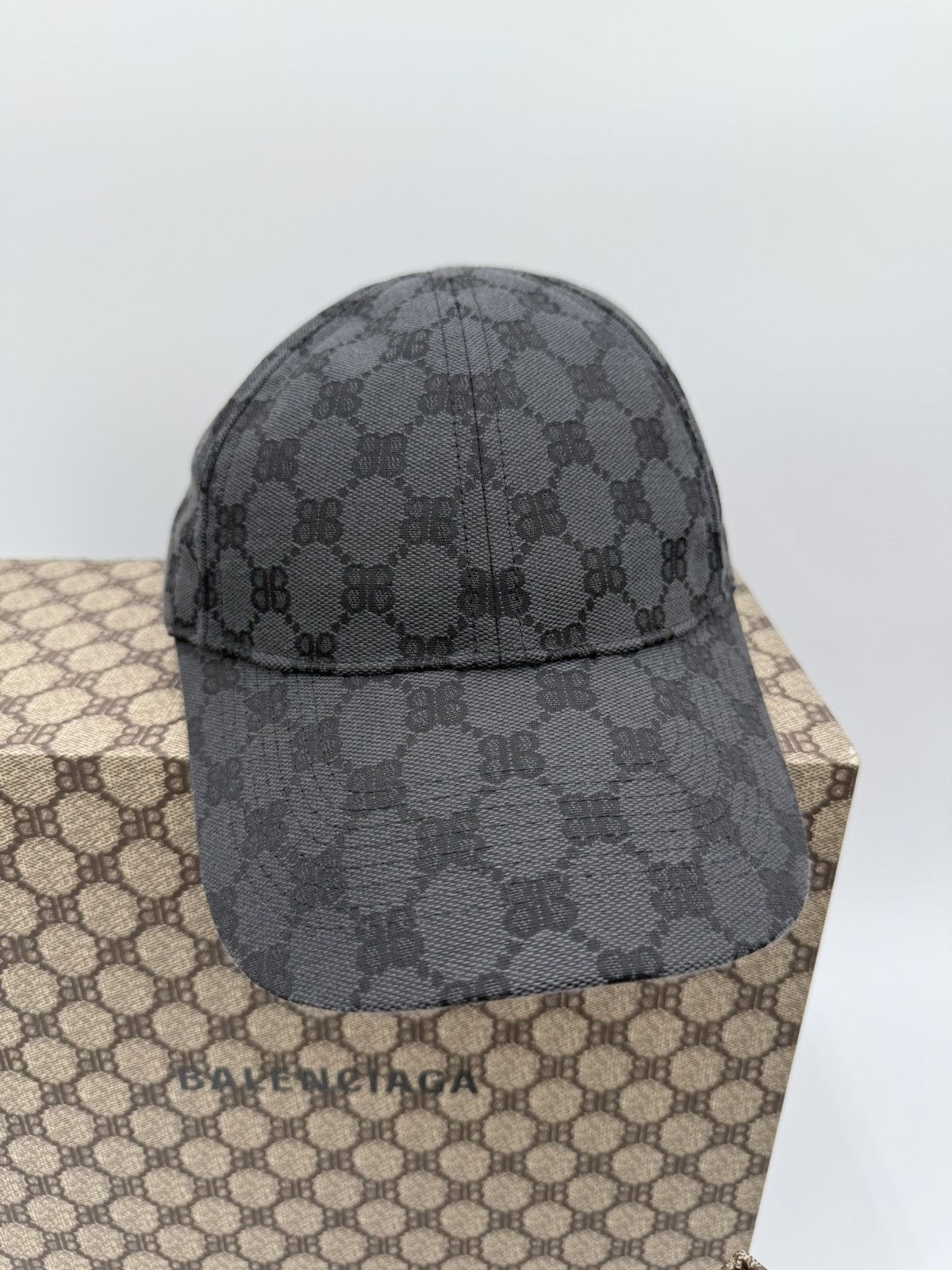 Gucci x Balenciaga Hacker Collaboration Cap Rare 🔥