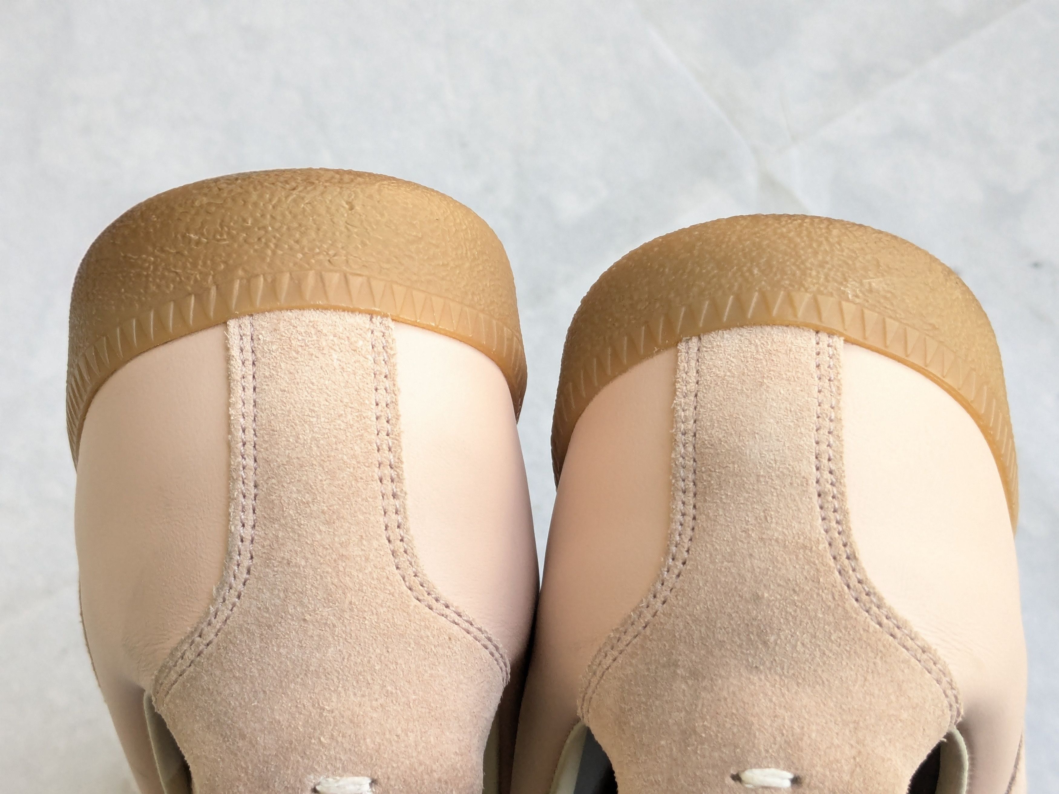 Maison Margiela Maison Margiela Replica GAT Pink 8 41 Low Tops Leather Size US 8 / EU 41 - 11 Thumbnail