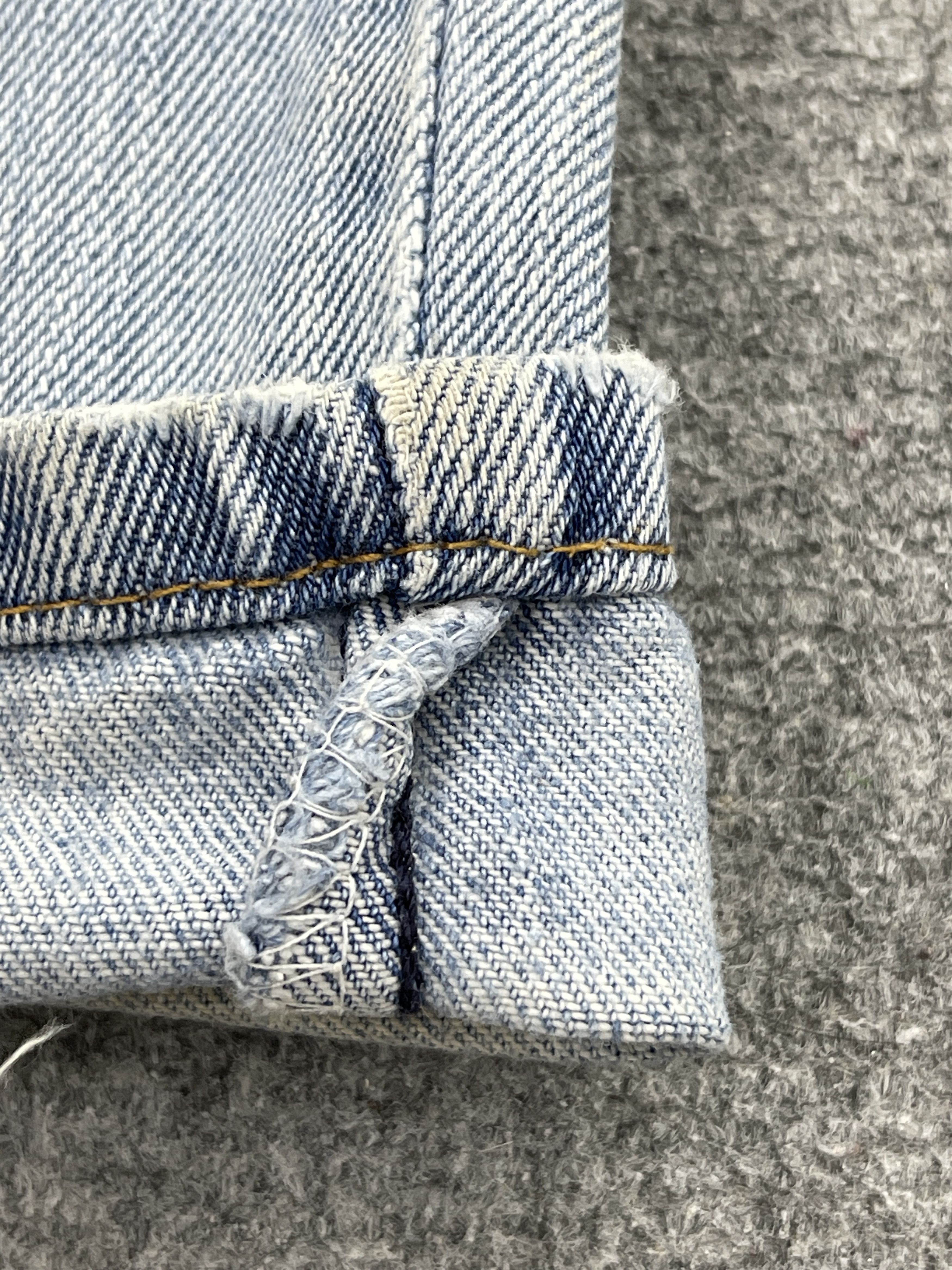 Levi's Vintage Dirty Levis 505 Light Washed Jeans DP2572 Size US 35 - 9 Thumbnail