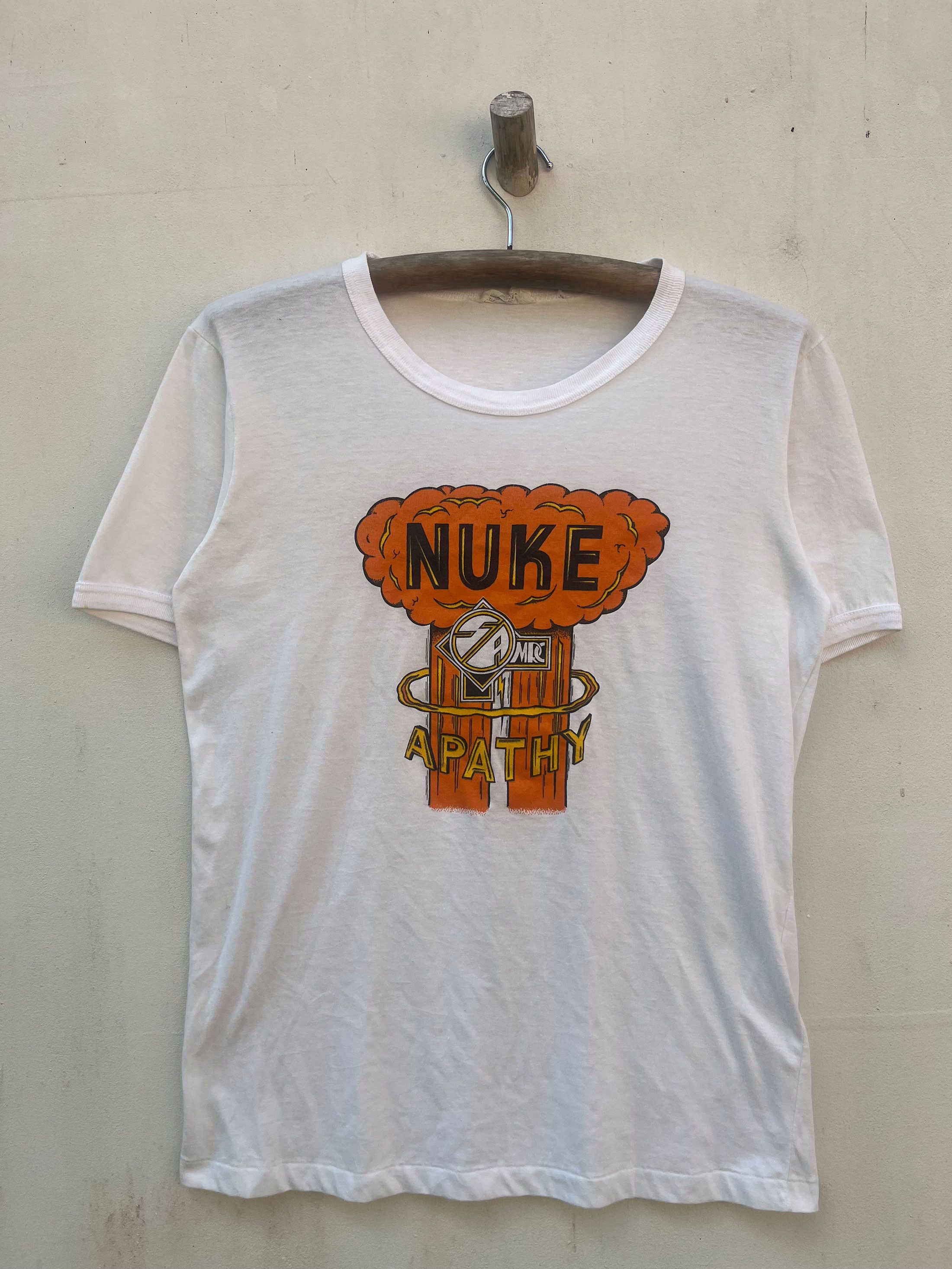 Arts & Science Vintage Nuke Apathy 70s 80s Size US L / EU 52-54 / 3 - 1 Thumbnail