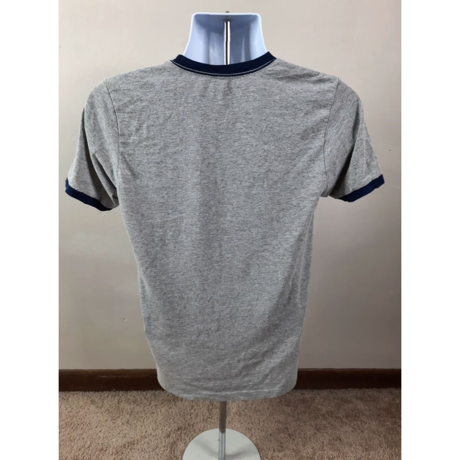 Vintage VINTAGE Looney Tunes TAZ crewneck T-Shirt MENS Small RINGER TEE T3S Shirt Mens 90s Graphic Tee Gray Cotton Blend Short Sleeve Crew Neck Strategies Size US S / EU 44-46 / 1 - 5 Thumbnail