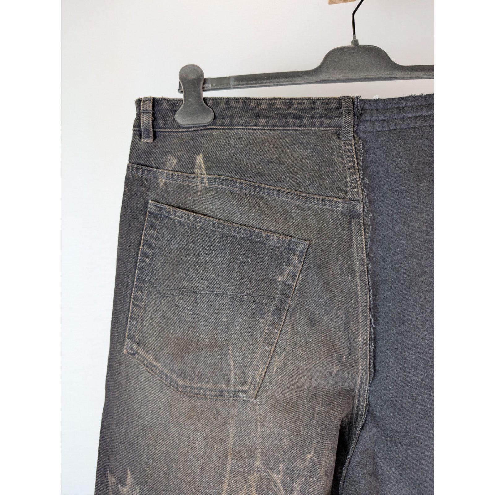 Balenciaga o1rshd1 Hybrid Baggy Pants in Dirty Bath Water Size US 34 / EU 50 - 13 Thumbnail
