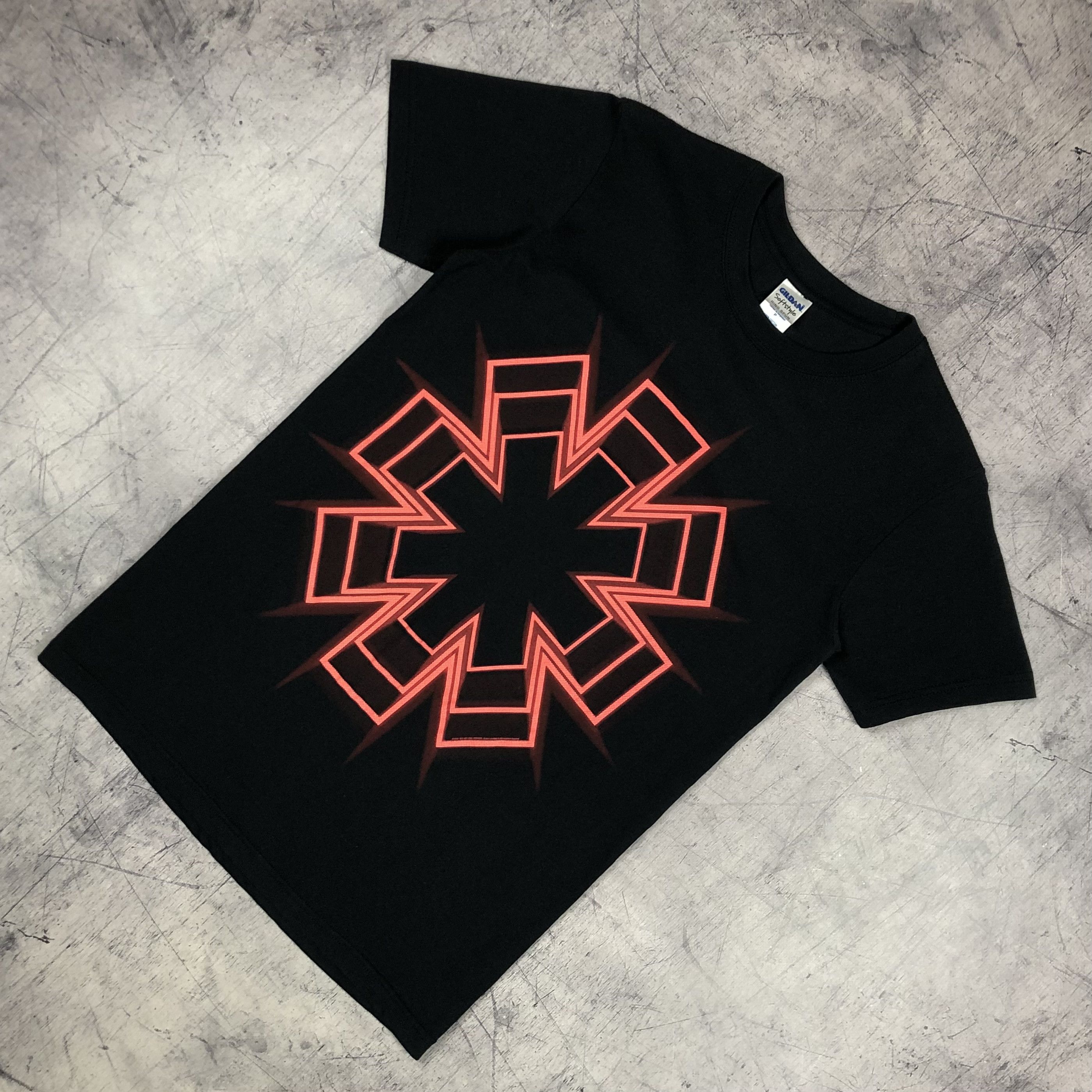 Band Tees 🌶️ Red Hot Chilli Peppers 2012 Tour Tee Size US S / EU 44-46 / 1 - 6 Thumbnail