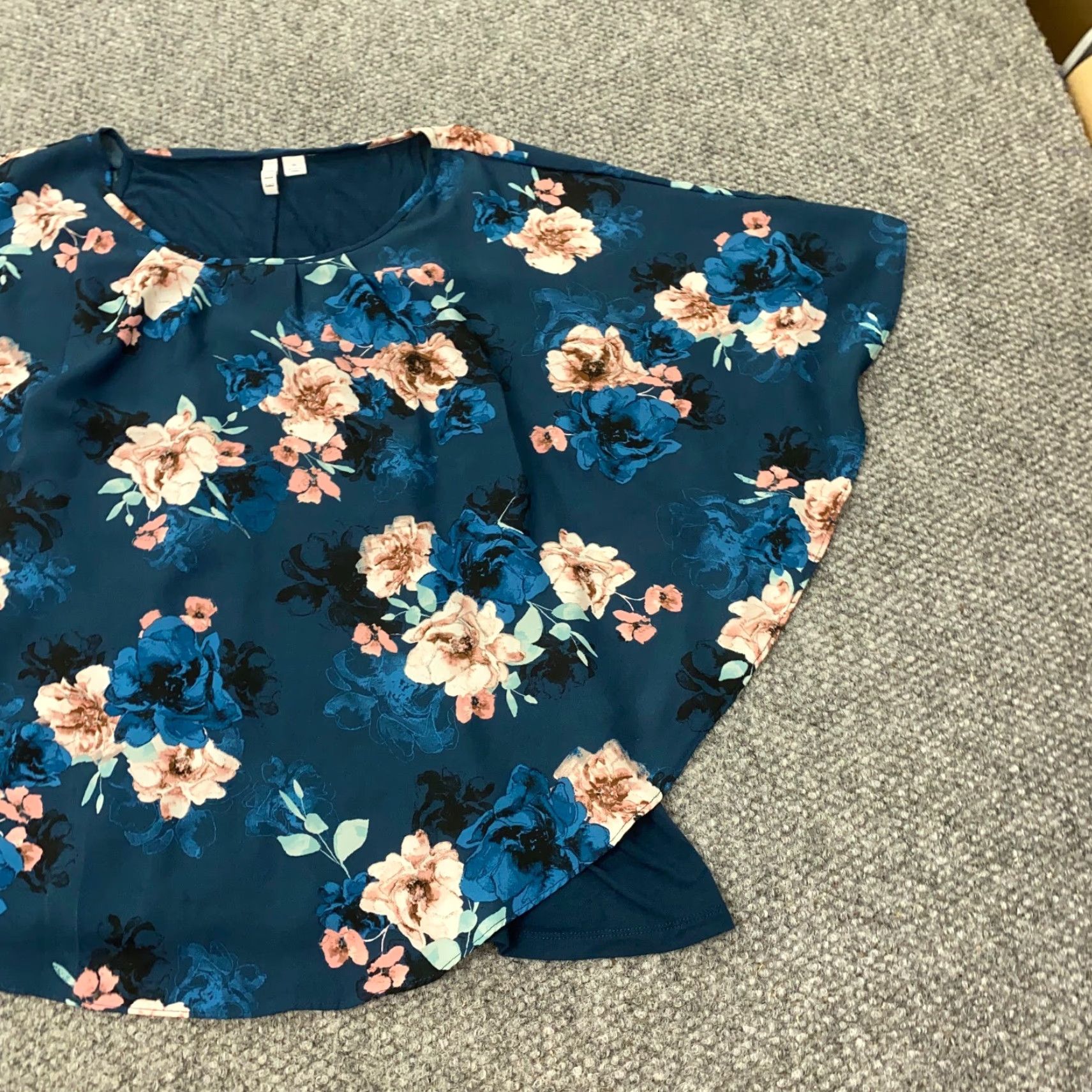 Vintage Elle Blouse XL Blue Floral Flowy Layered Stretch Top Size XL / US 12-14 / IT 48-50 - 3 Thumbnail