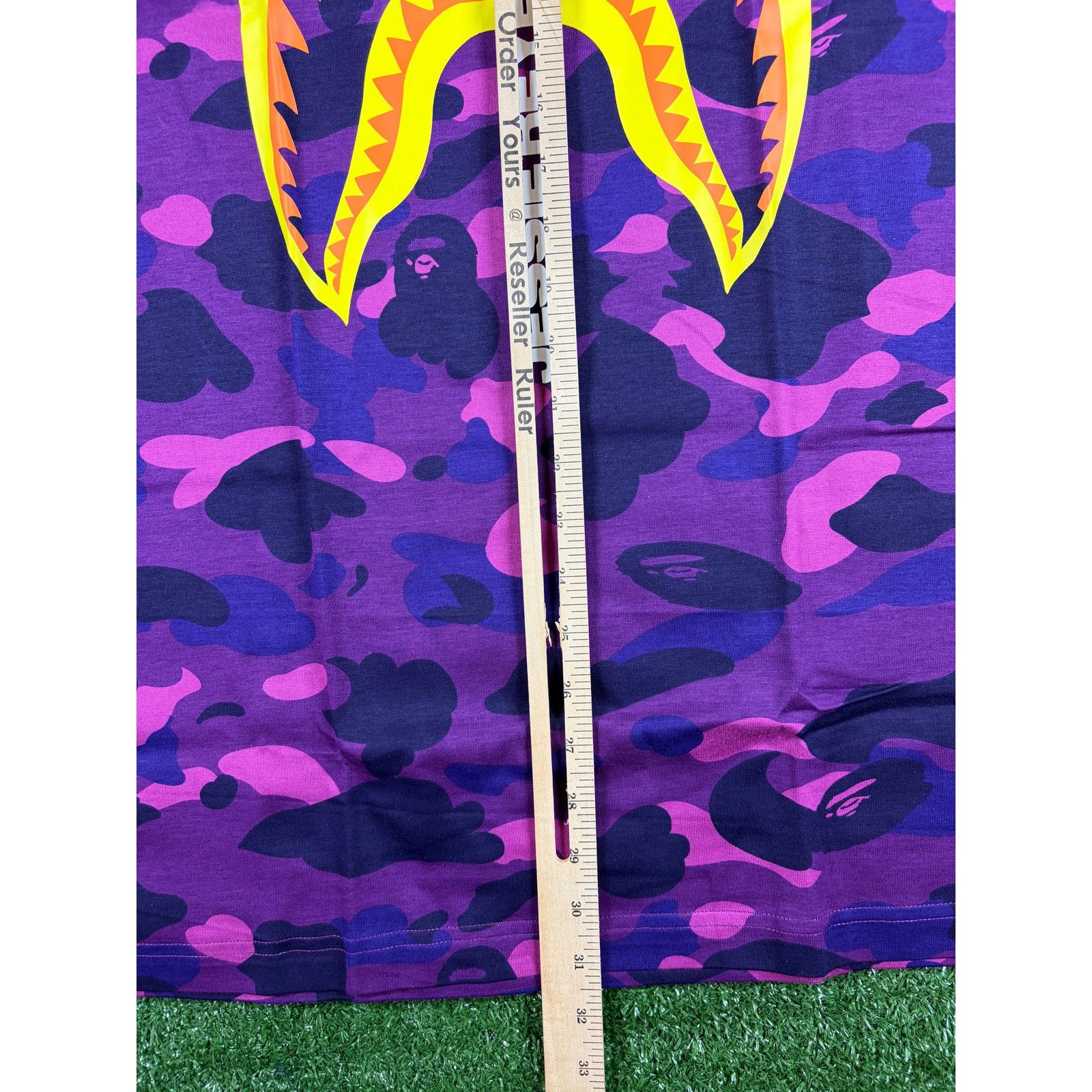 Bape BAPE X Jessie Reyez Purple Shark Camo T-Shirt Size XL Size US XL / EU 56 / 4 - 5 Thumbnail