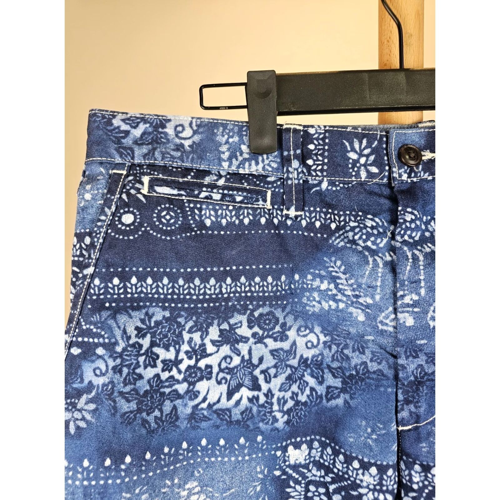 Polo Ralph Lauren VINTAGE POLO RALPH LAUREN NAVY BANDANA PATTERN SHORTS SZ 36 Mens Navy Bandana Pattern Short Pants 36 23in 36in Size US M / EU 48-50 / 2 - 2 Thumbnail