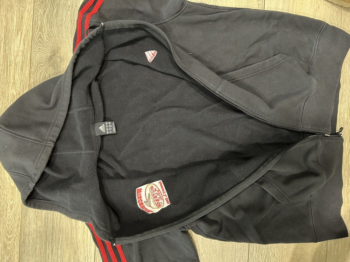 Adidas Vintage NCAA Wisconsin CFB “Outback Bowl” Size US L / EU 52-54 / 3 - 4 Thumbnail