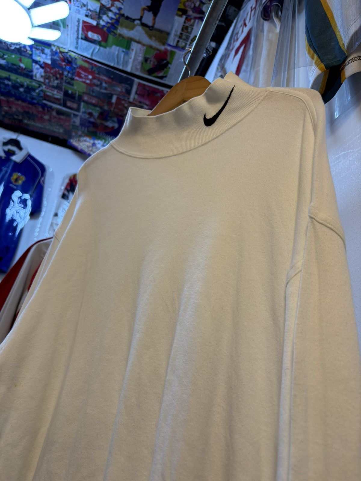 Nike Vintage Nike Swoosh Turtle Neck Long Sleeves Size US L / EU 52-54 / 3 - 2 Thumbnail
