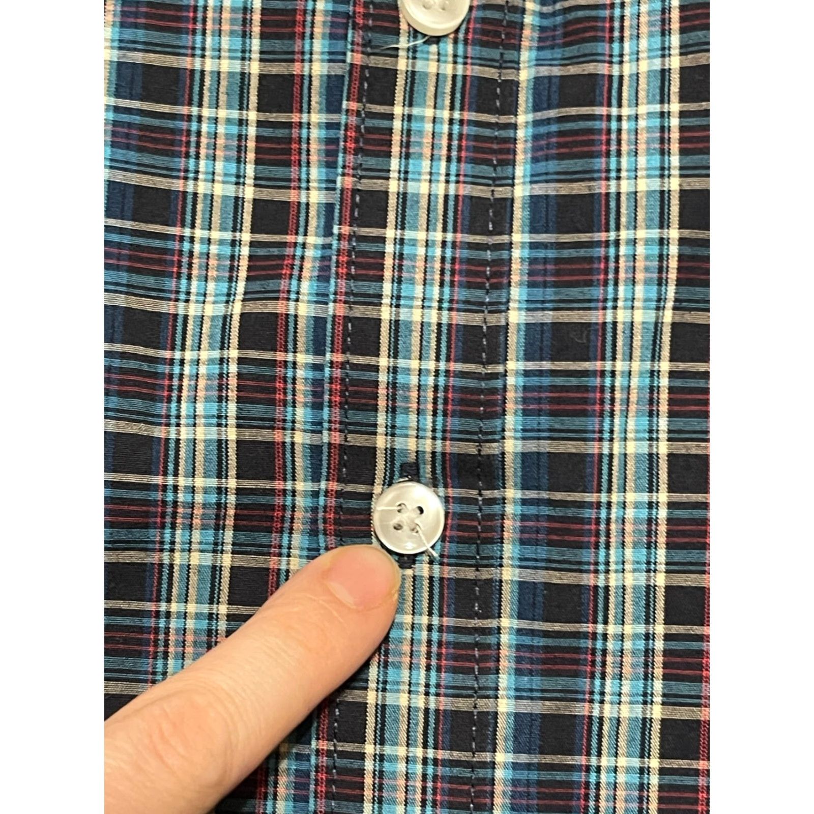 Van Heusen Van Heusen Shirt Men L Blue Plaid Button Up Vintage No Size US L / EU 52-54 / 3 - 3 Thumbnail