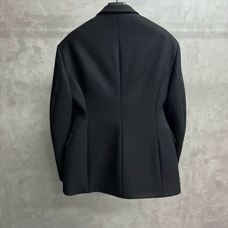 Louis Vuitton Louis Vuitton Black solid single-breasted waist blazer Size 48R - 5 Thumbnail