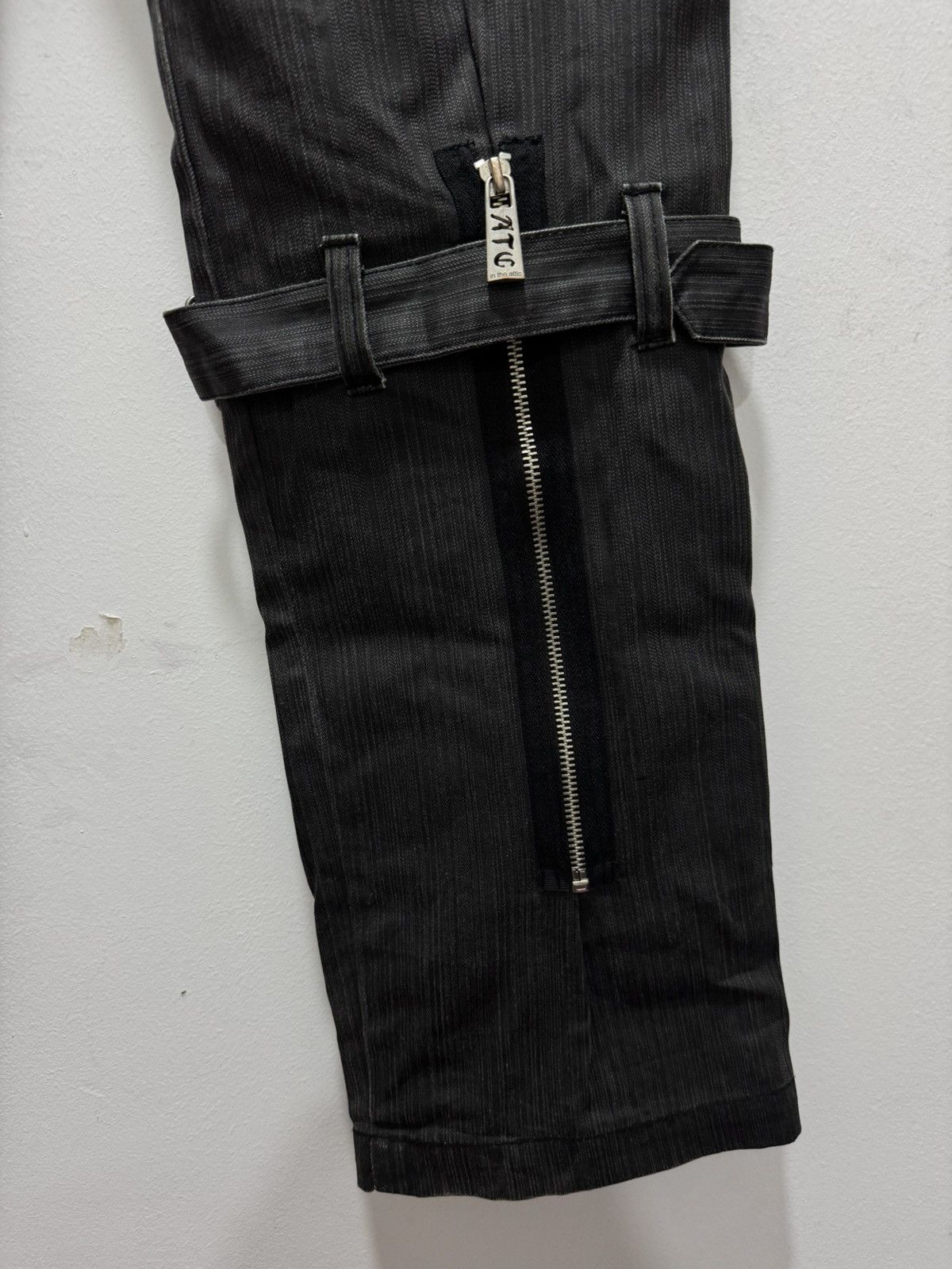 Japanese Brand JAPANESE STYLE IN THE ATTIC GOTH BONDAGE PUNK CARGO PANTS Size US 29 - 11 Thumbnail