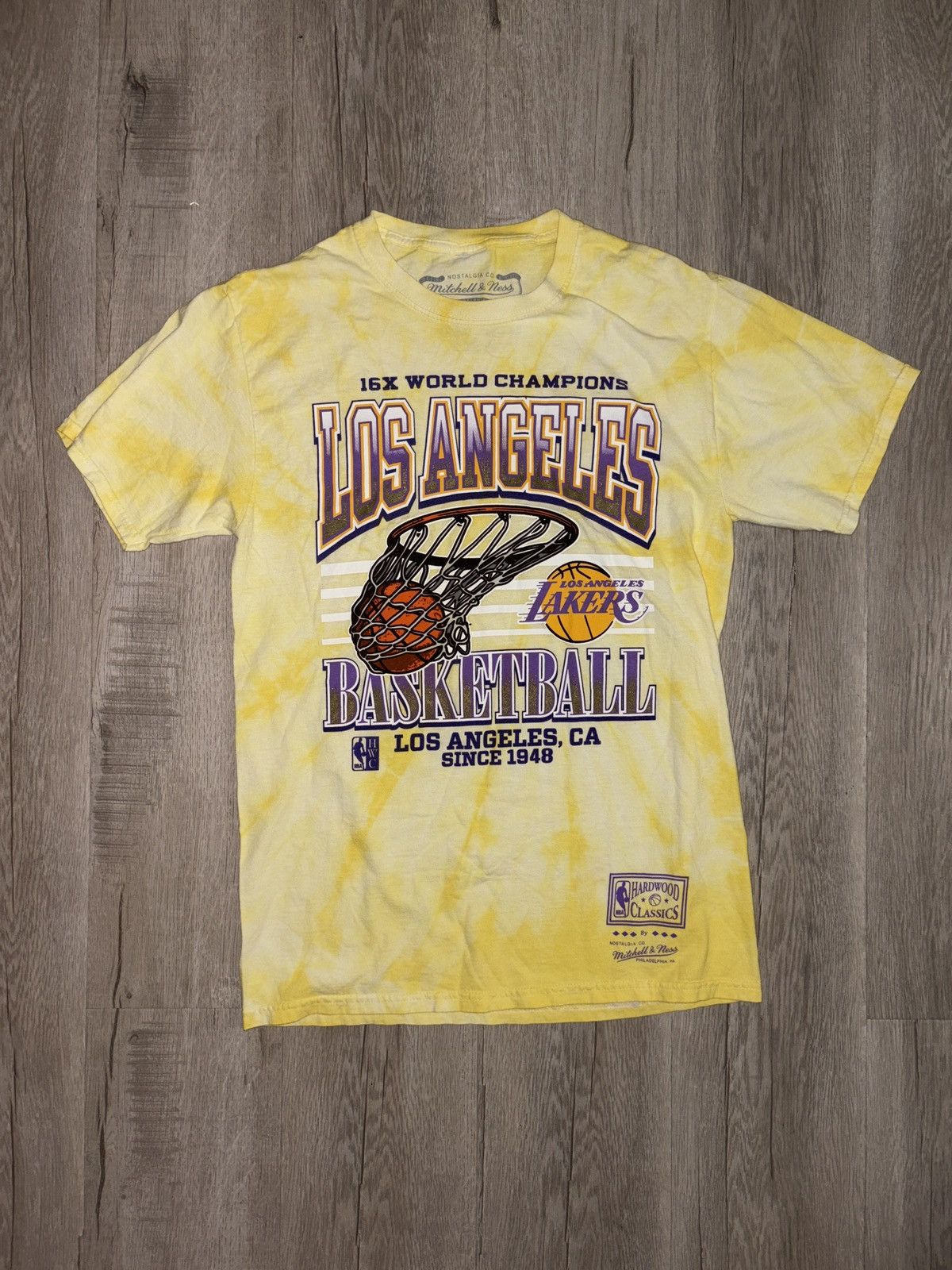 Mitchell & Ness Mitchell & Ness x Hardwood Classic LA Lakers Shirt Size US S / EU 44-46 / 1 - 1 Thumbnail
