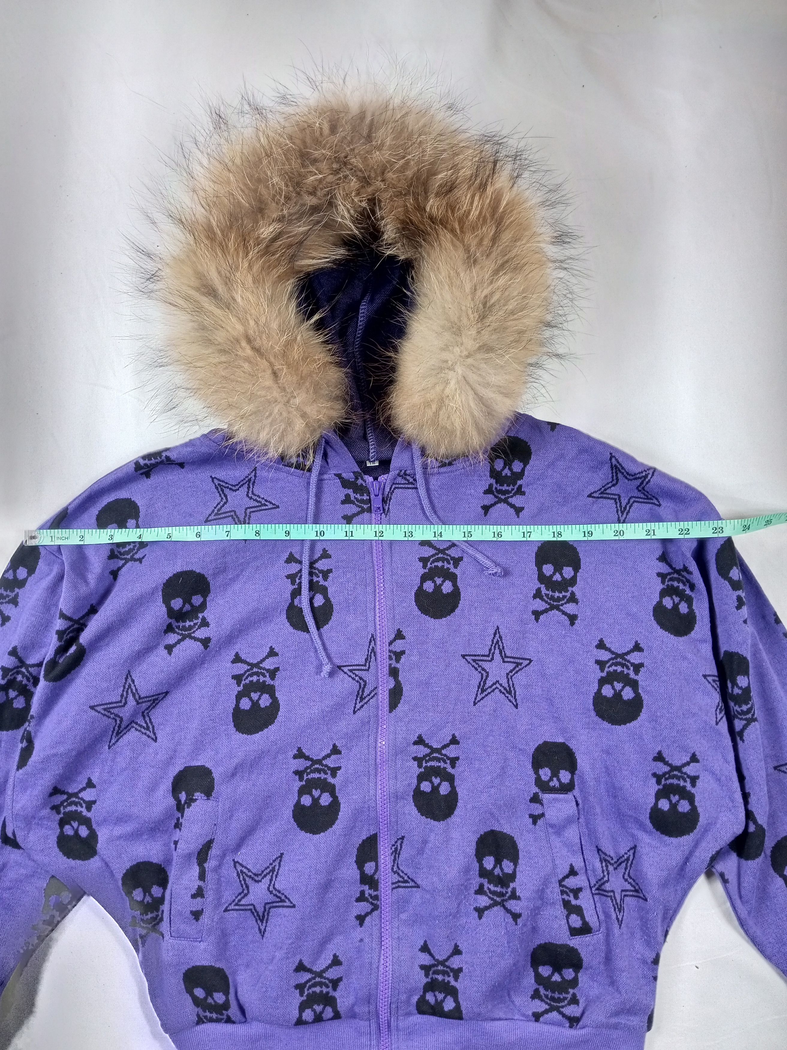 Japanese Brand 2000s Petit Berry Skull Print - Batwing Fur hoodie Size US M / EU 48-50 / 2 - 6 Thumbnail