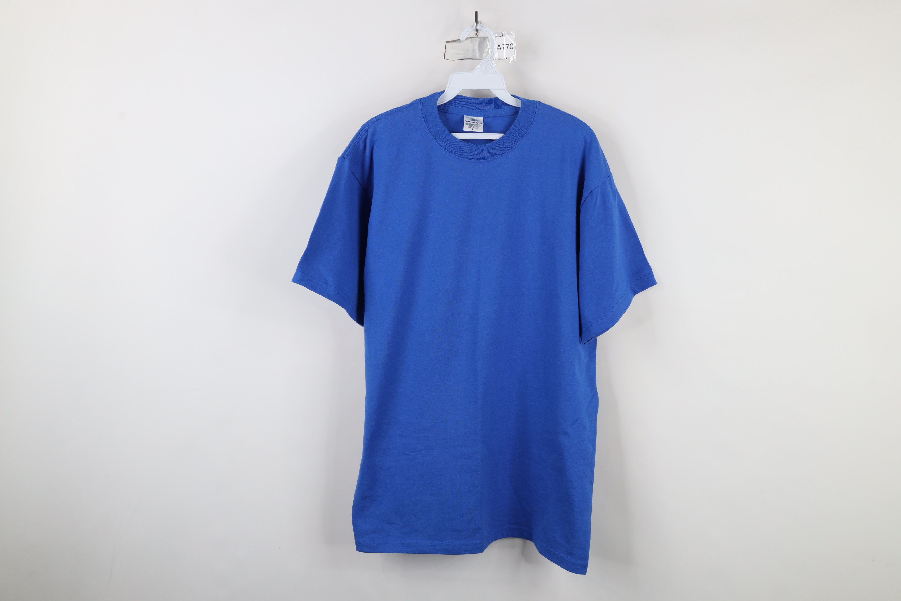 Vintage Vintage 90s Streetwear Blank Short Sleeve T-Shirt Royal Blue Size US L / EU 52-54 / 3 - 1 Thumbnail