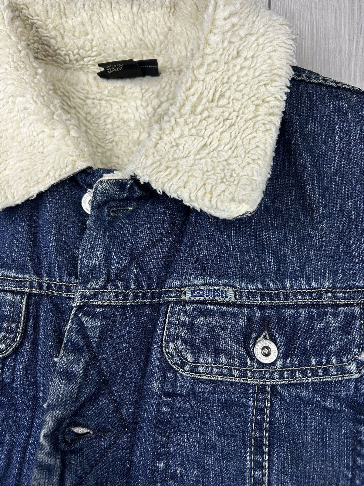 Diesel × Vintage Diesel Vintage Sherpa Denim Jacket Size M - L Blue Size US M / EU 48-50 / 2 - 5 Thumbnail