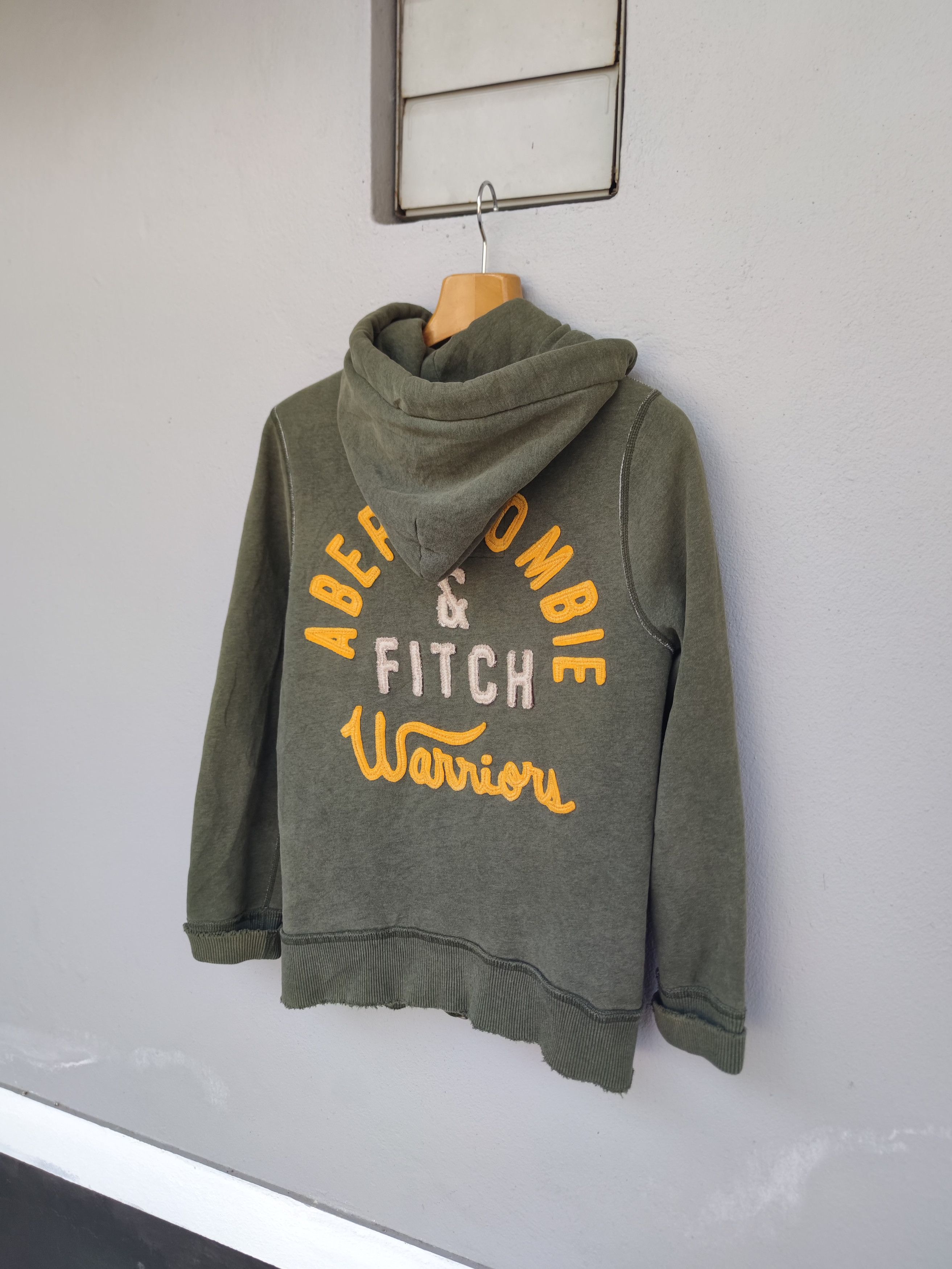 Abercrombie & Fitch Abercrombie & Fitch Warrior Hoodie Size US S / EU 44-46 / 1 - 6 Thumbnail