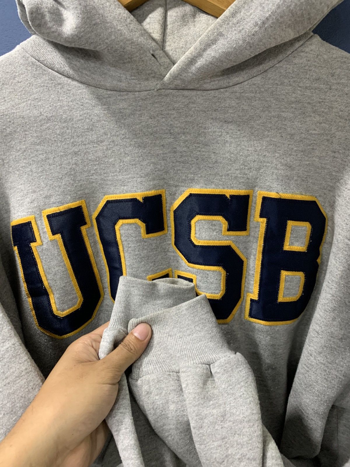 Russell Athletic × Vintage Vintage Russell Athletic UCSB College Hoodie Size US XL / EU 56 / 4 - 3 Thumbnail