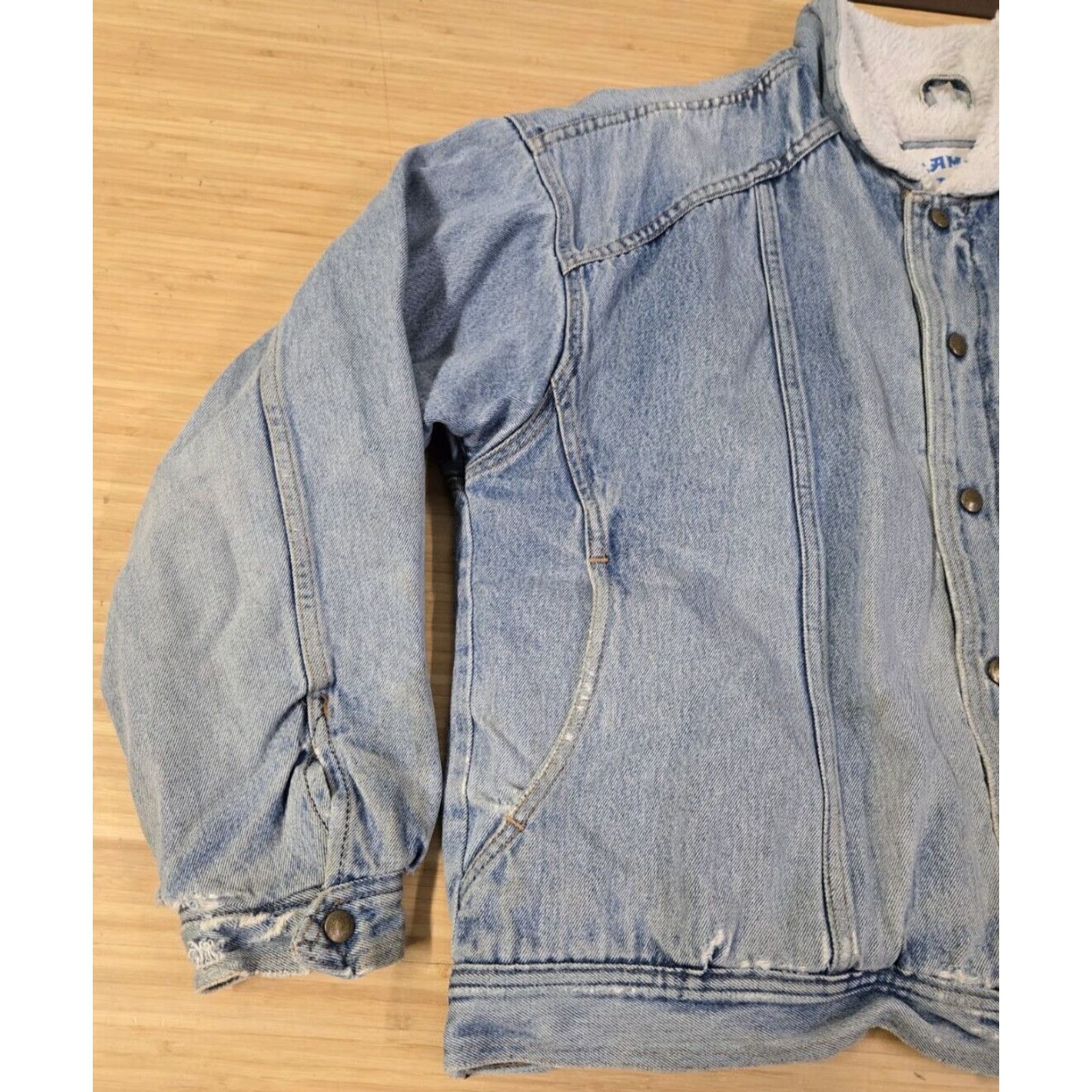 Camel VINTAGE Joe Camel Cigarettes Denim Sherpa Lined Jean Jacket Harley Patch XL Men Blue Denim Jacket Size US 36 / EU 52 - 4 Thumbnail